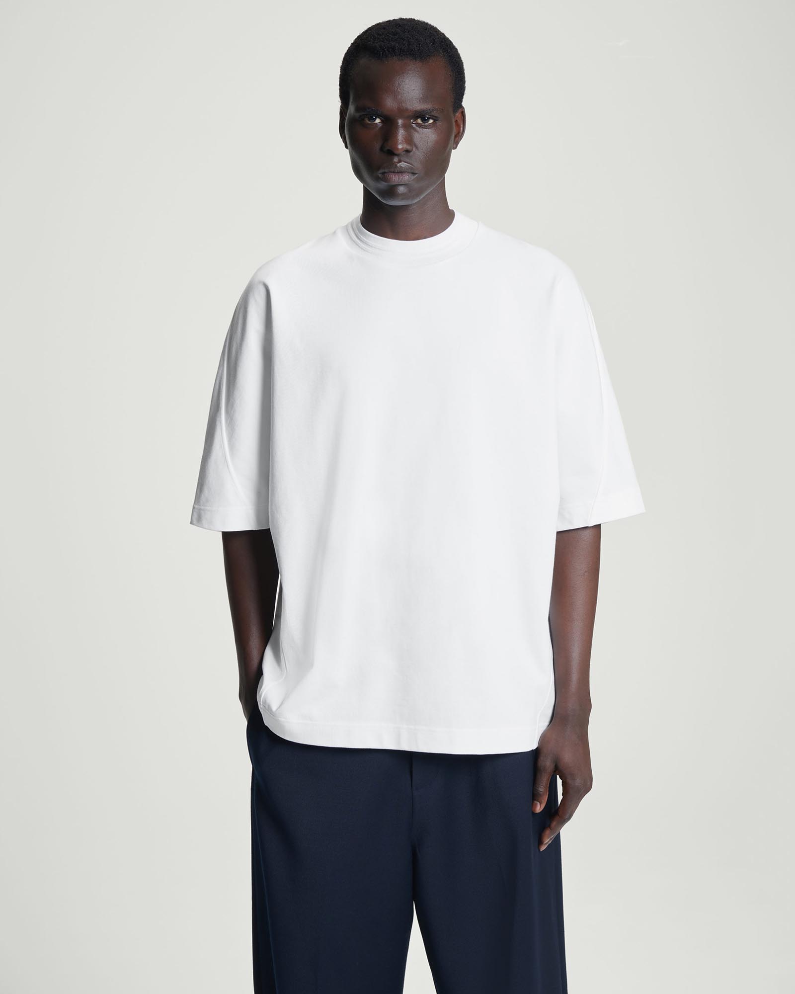 OVERSIZED HEAVYWEIGHT MOCK-NECK T-SHIRT