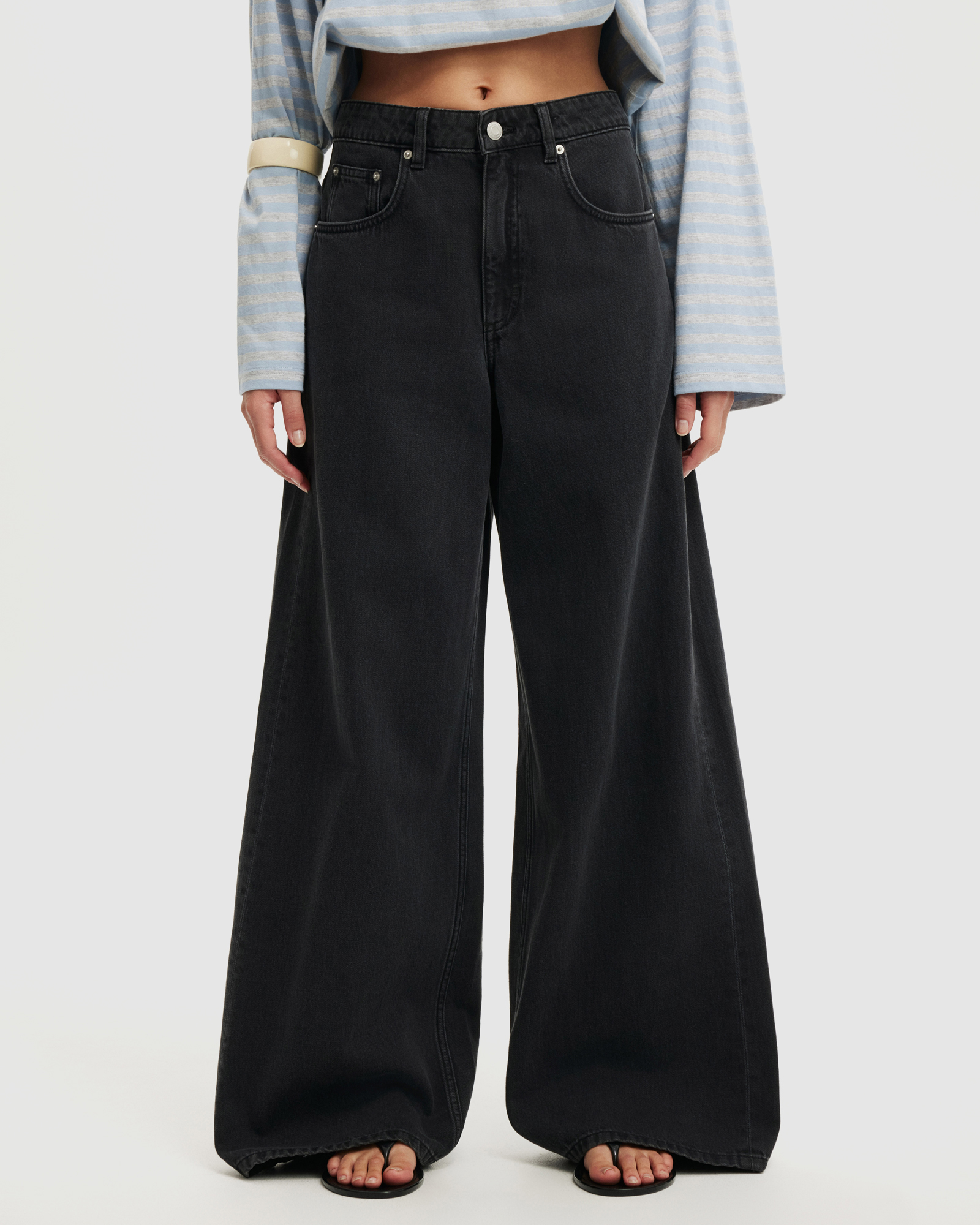 High Rise Wide Jeans