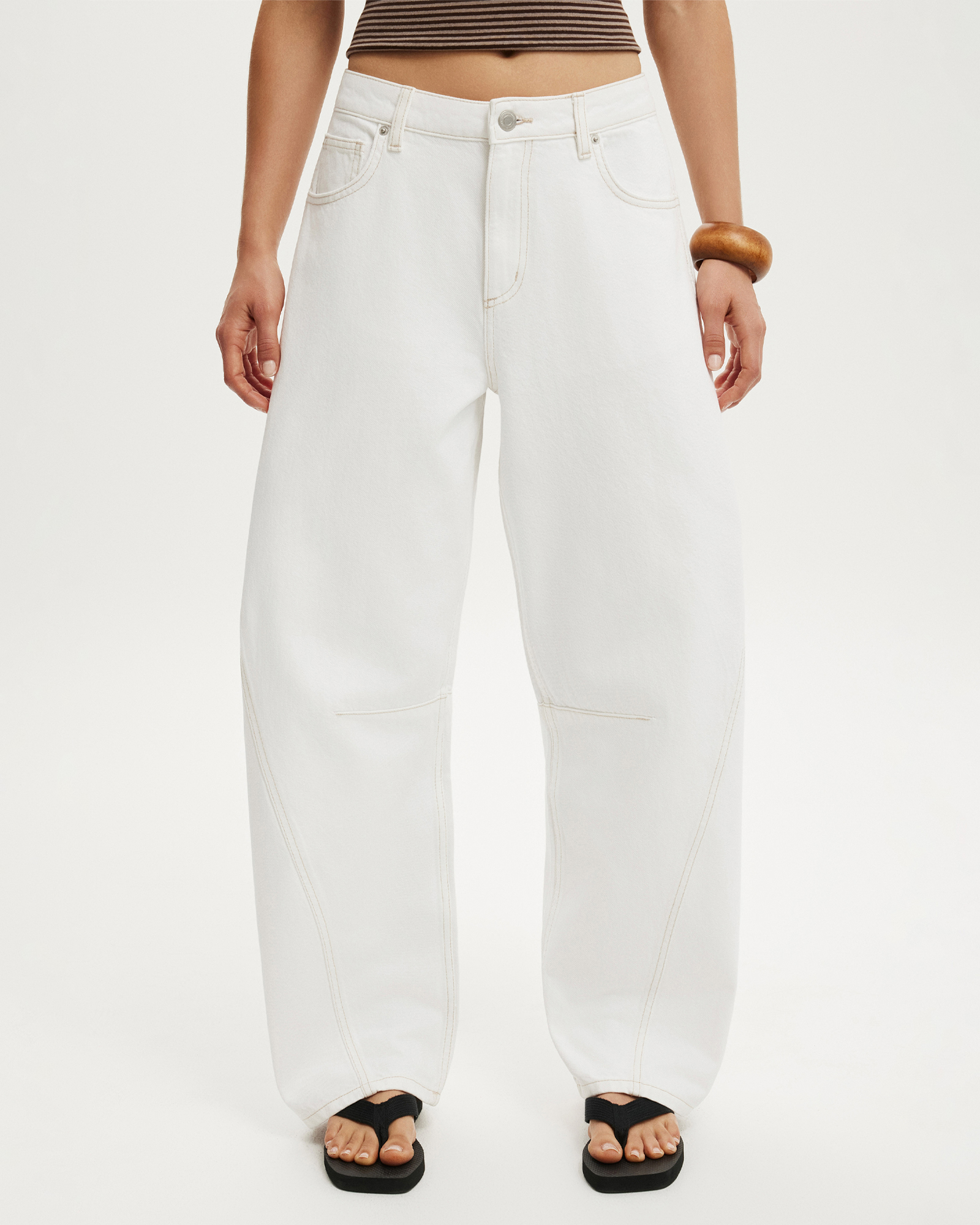 Barrel Jeans
