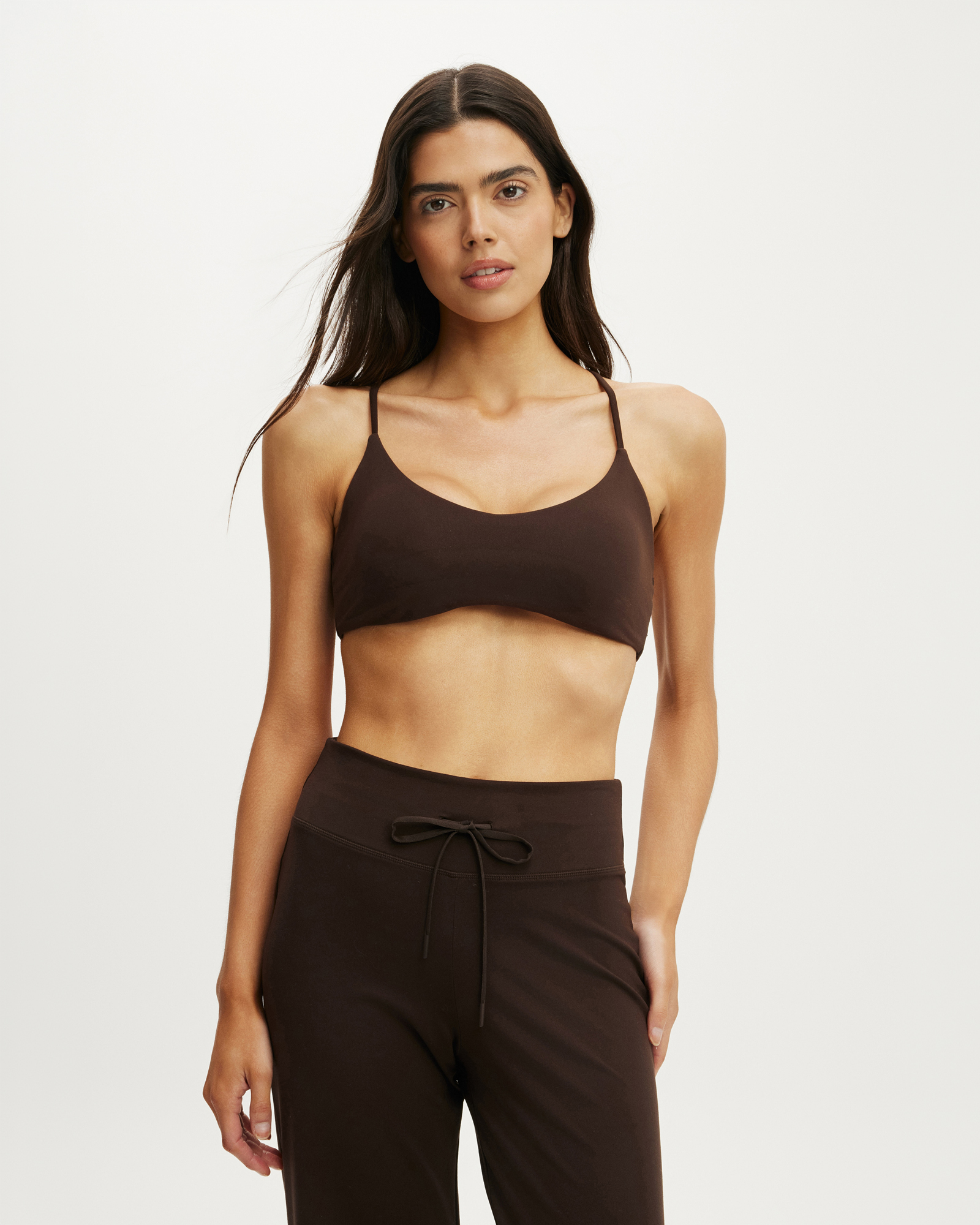 Ultra Soft Scoop V Crop