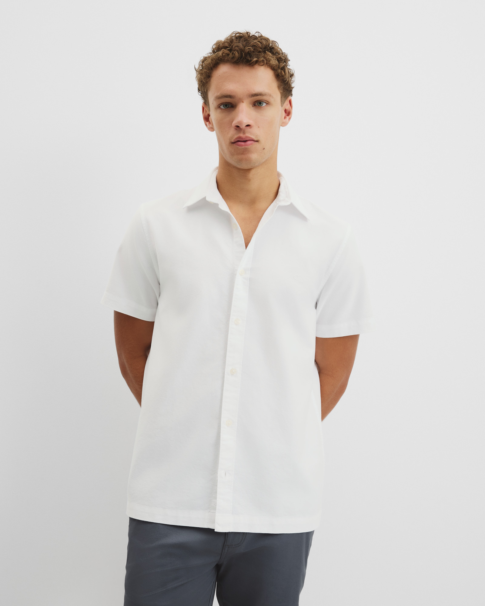 Short Sleeve Relaxed Good Earth Cotton Oxford Shirt