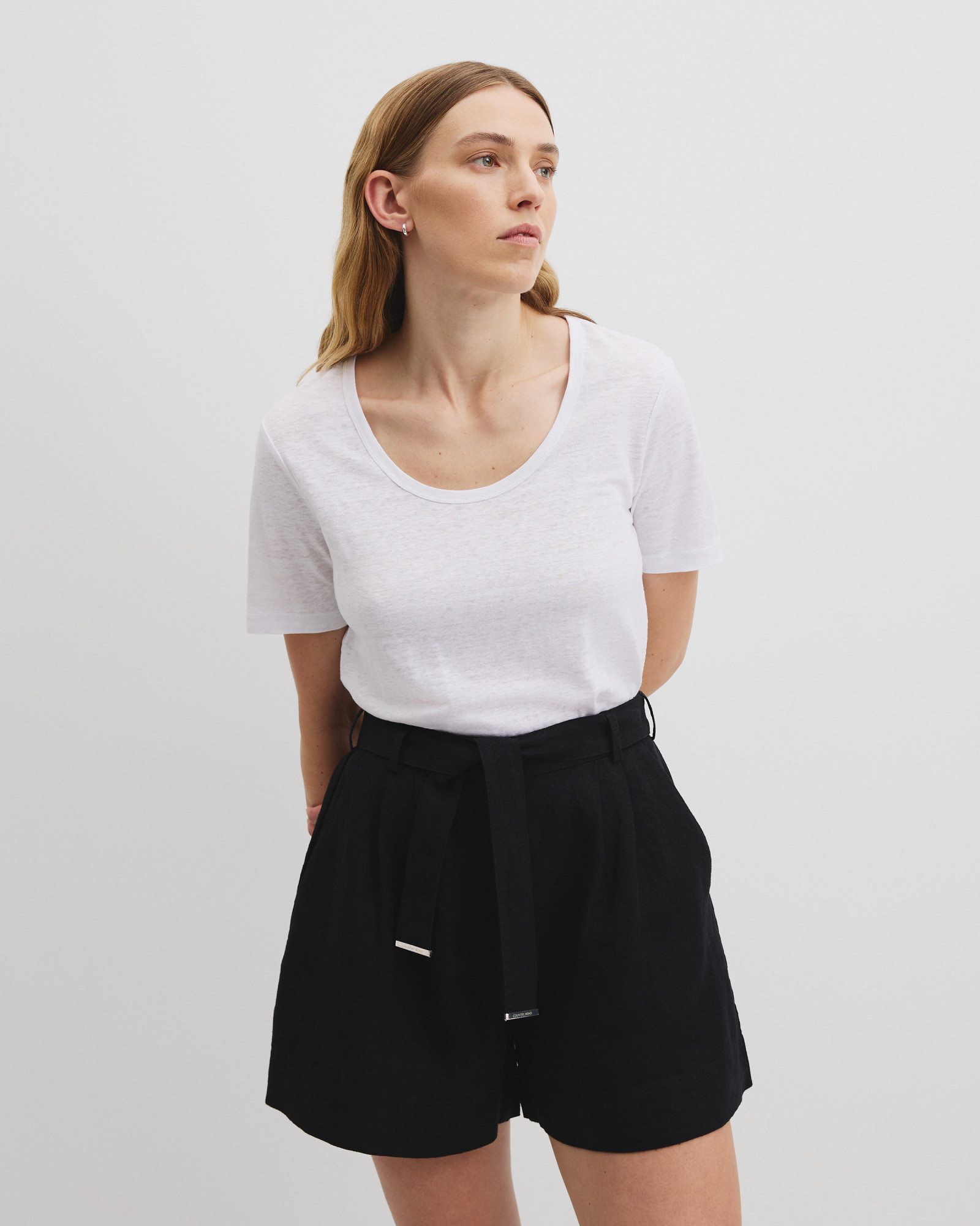 Linen Scoop Neck T-shirt