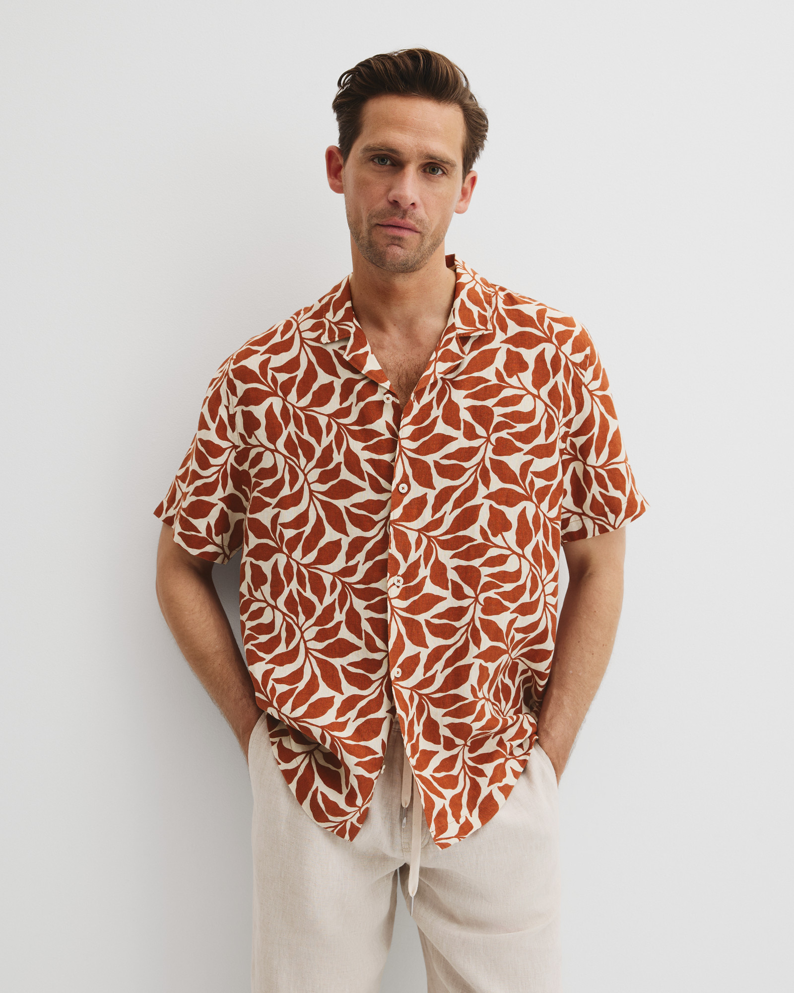 Linen Leaf Print Short Sleeve Shirt
