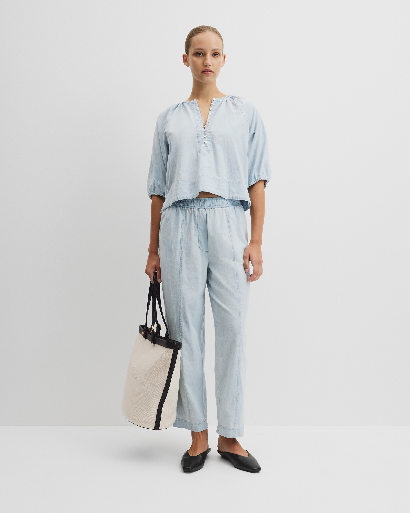 Tapered Chambray Pintuck Pant
