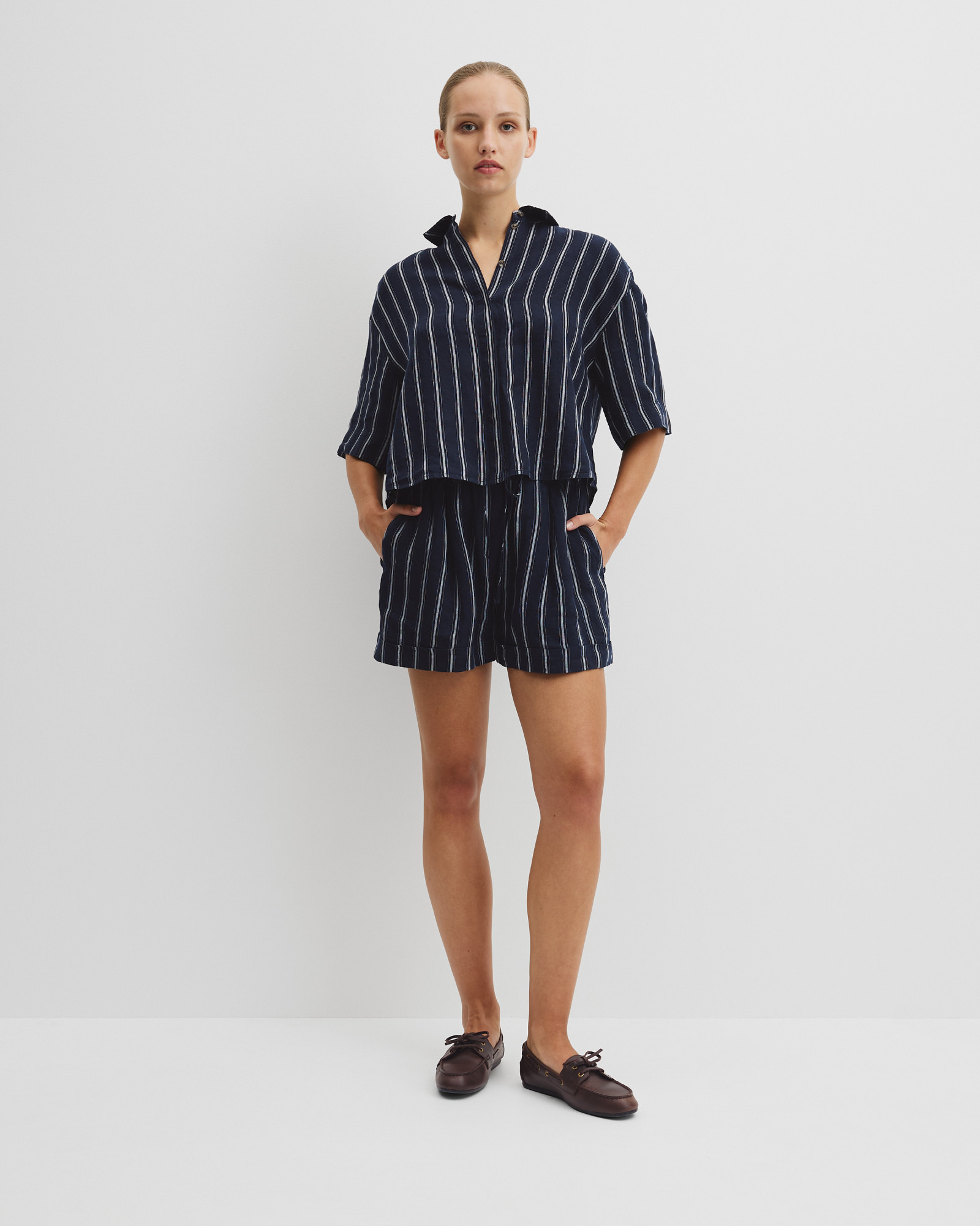 Yarn Dyed Cuff Linen Short
