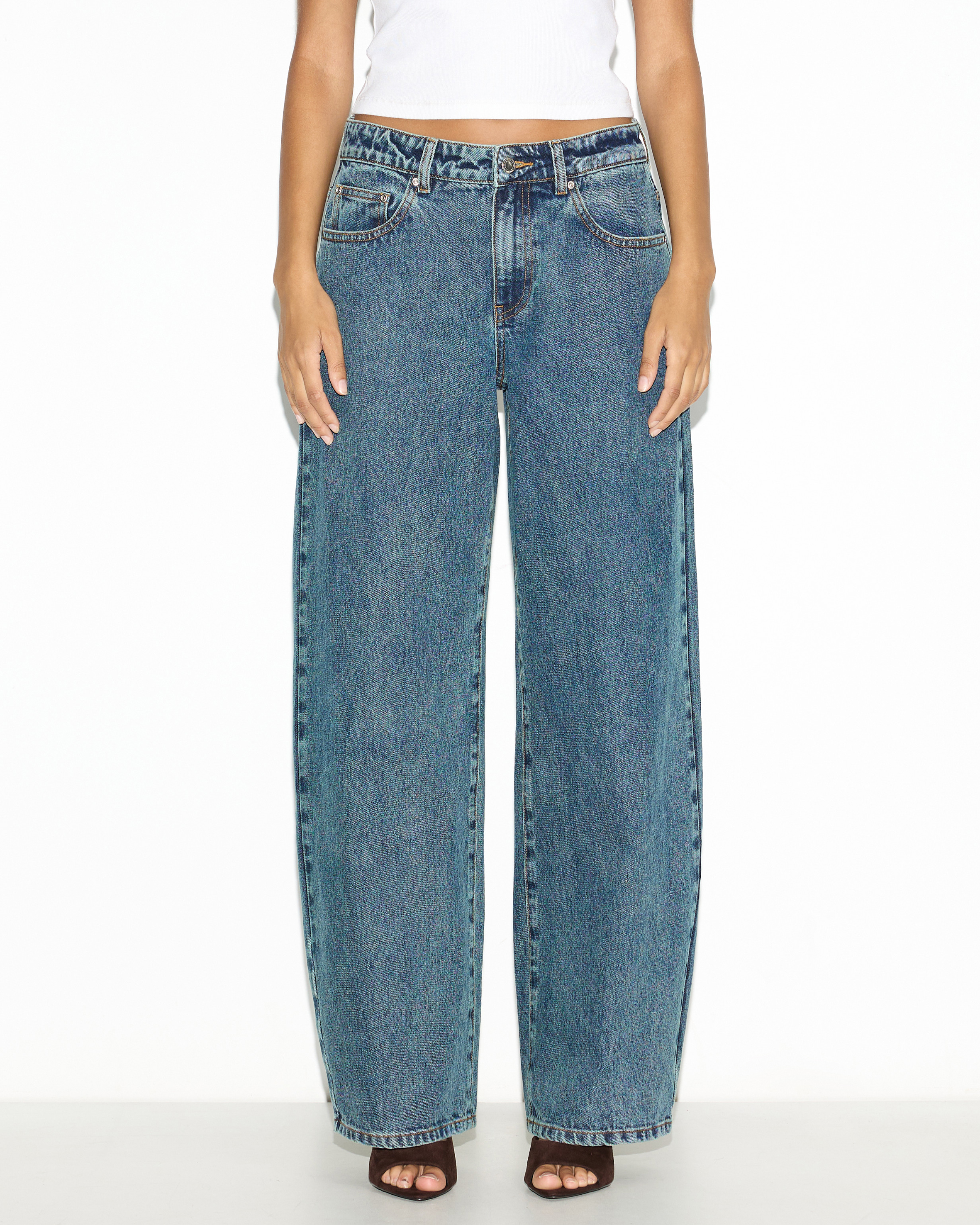 Tokyo Mid Rise Relaxed Leg Jeans