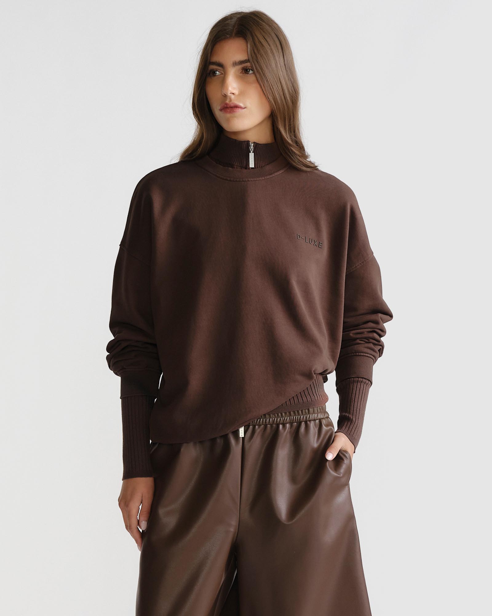 D-Luxe Washed Terry Sweat