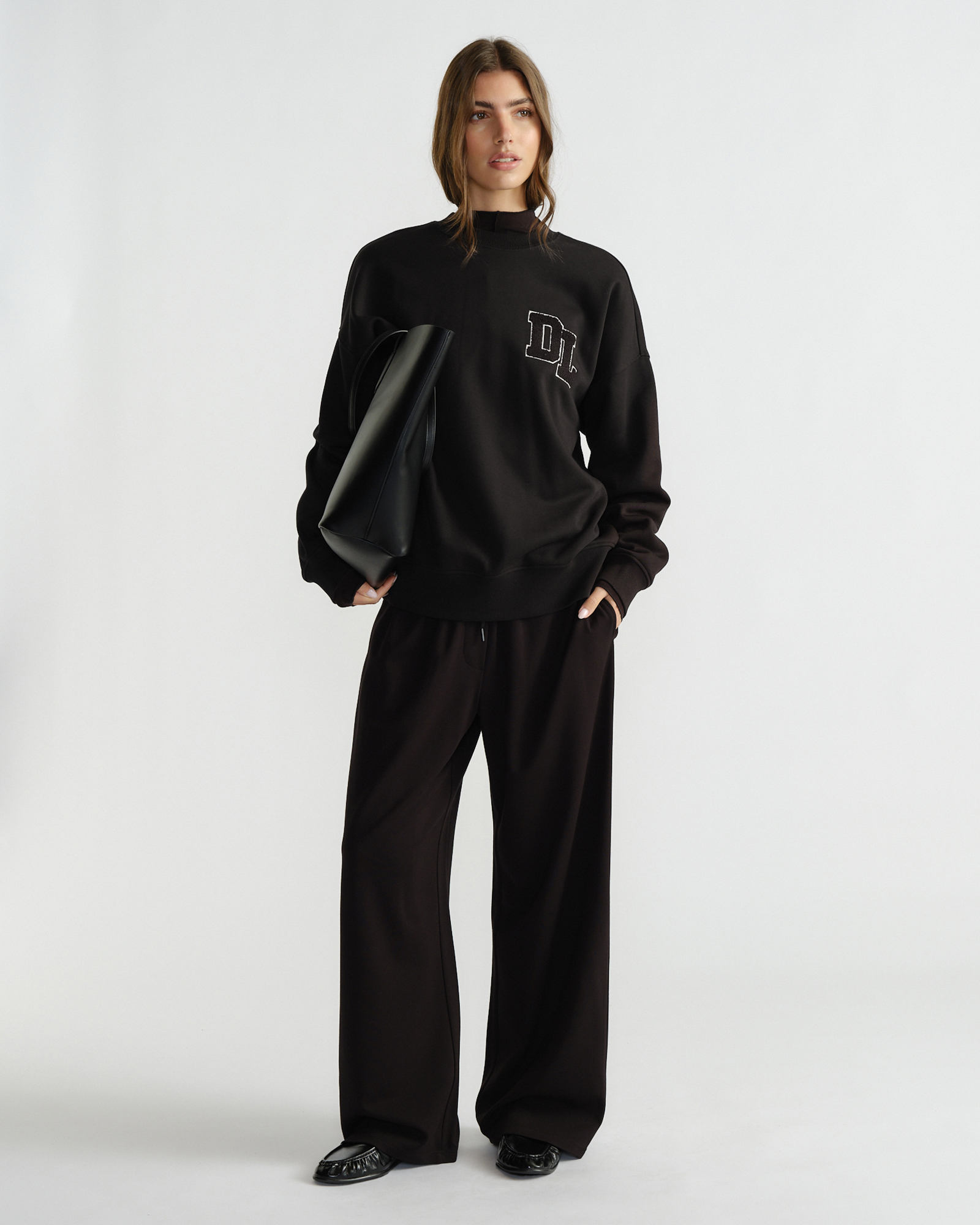 D-Luxe Logo Crew Sweat