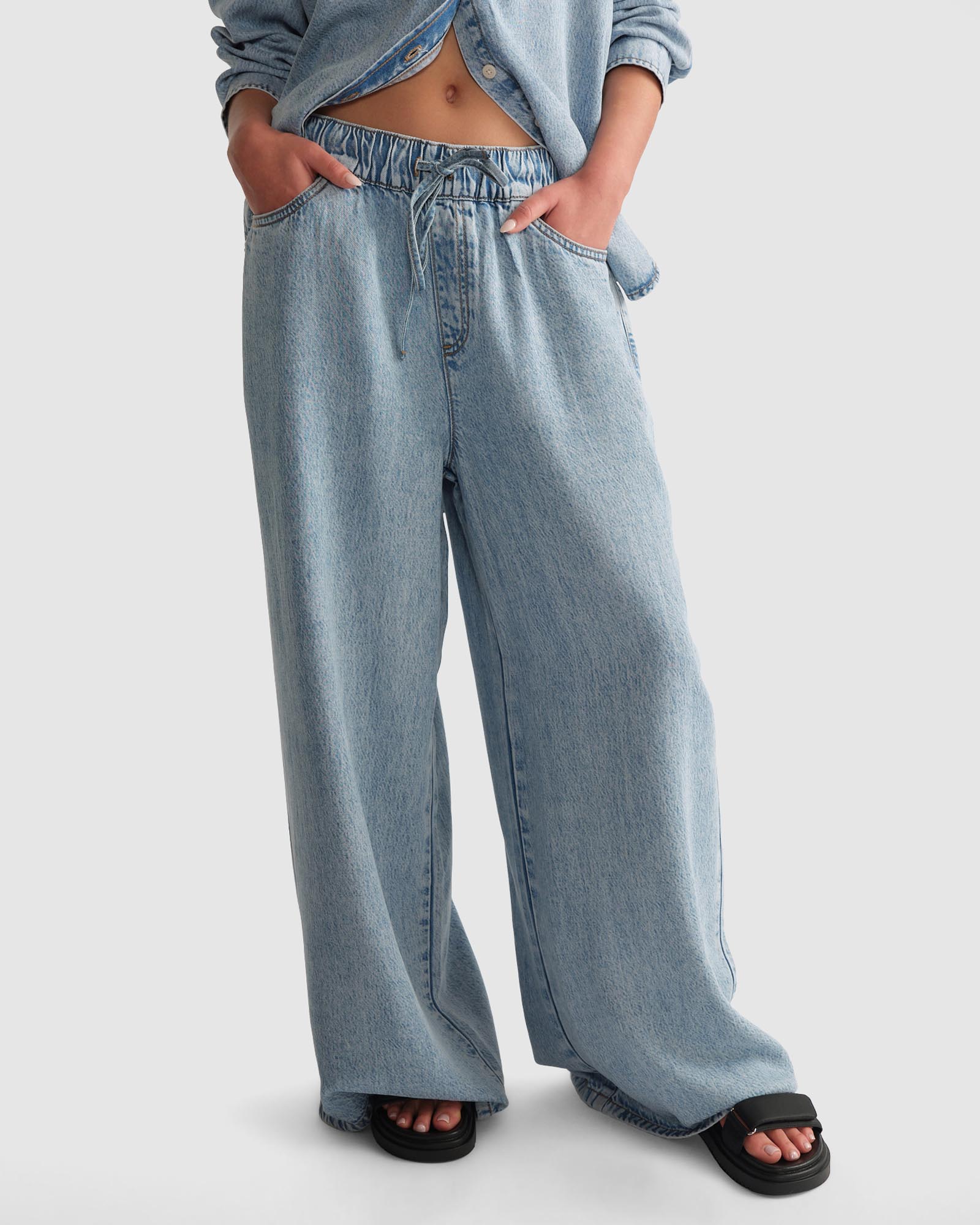 D-Luxe Fluid Denim Pants