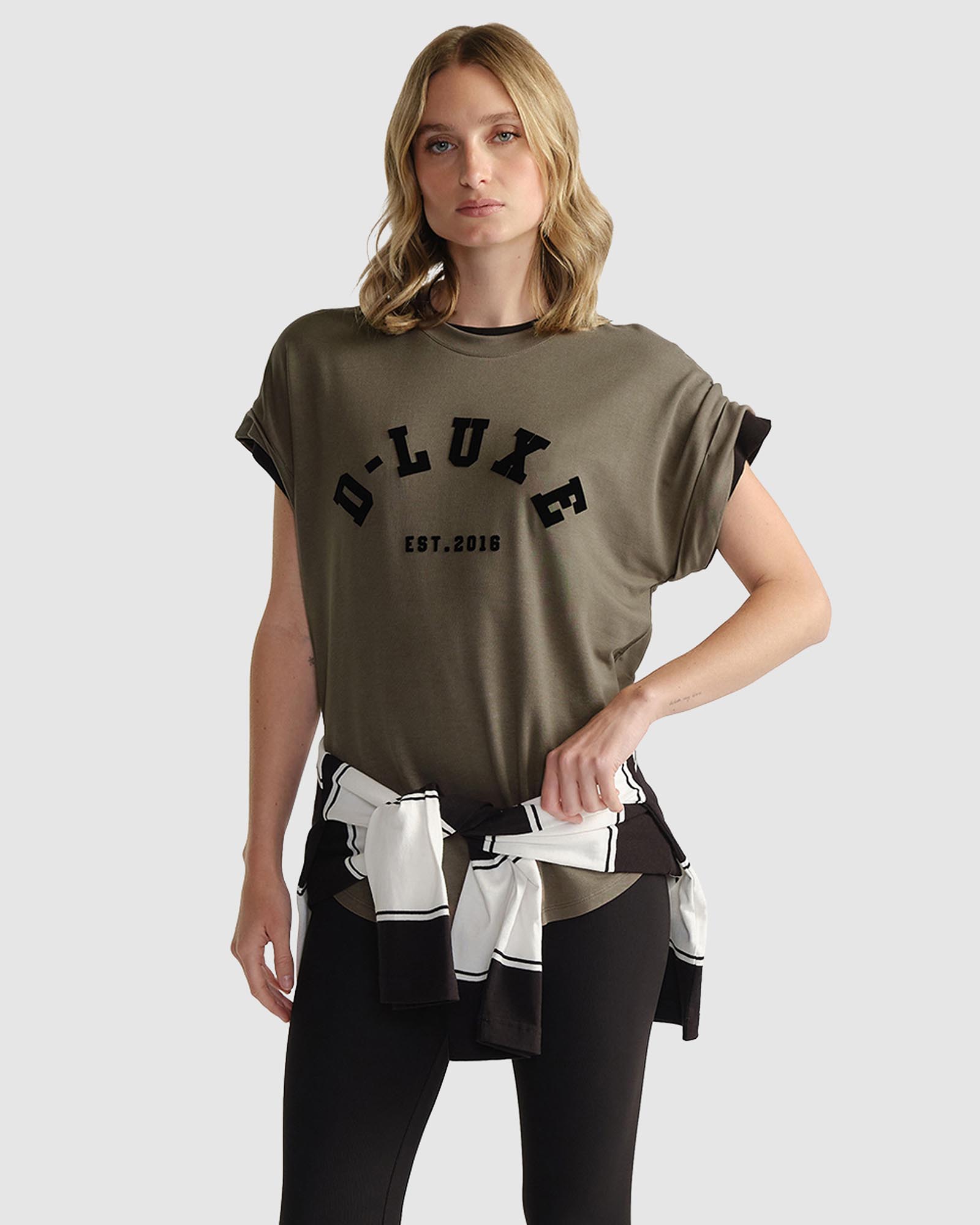 D-Luxe Half Moon Tee