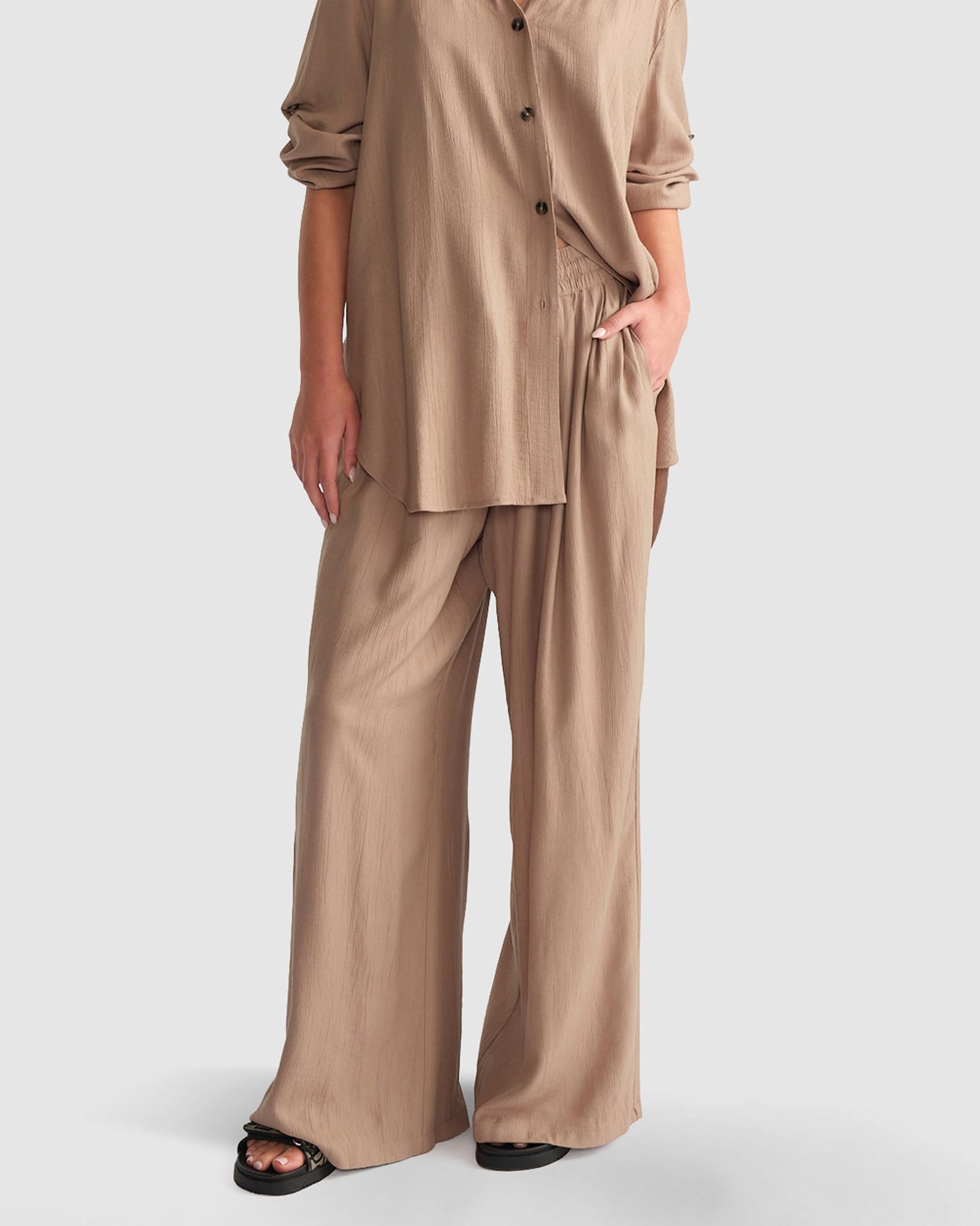 D-Luxe Textured Pants