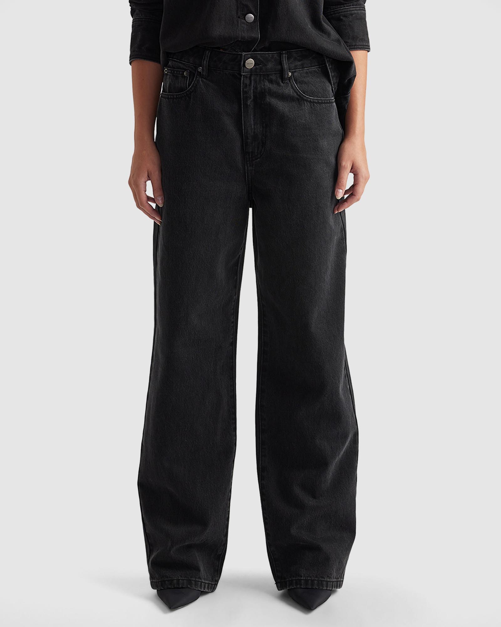 Ariana Straight Leg Jeans