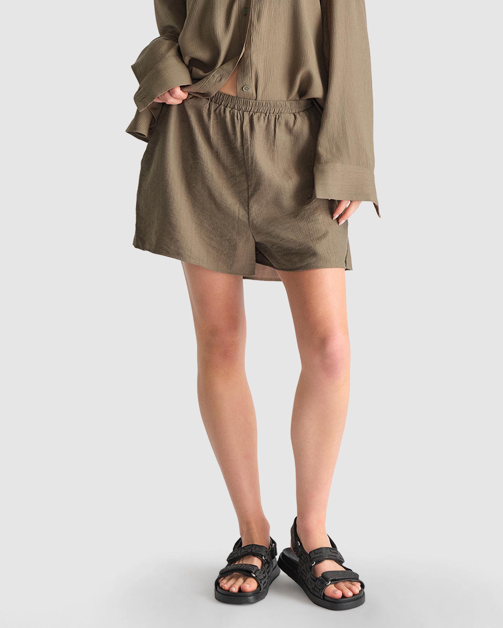 D-Luxe Textured Shorts