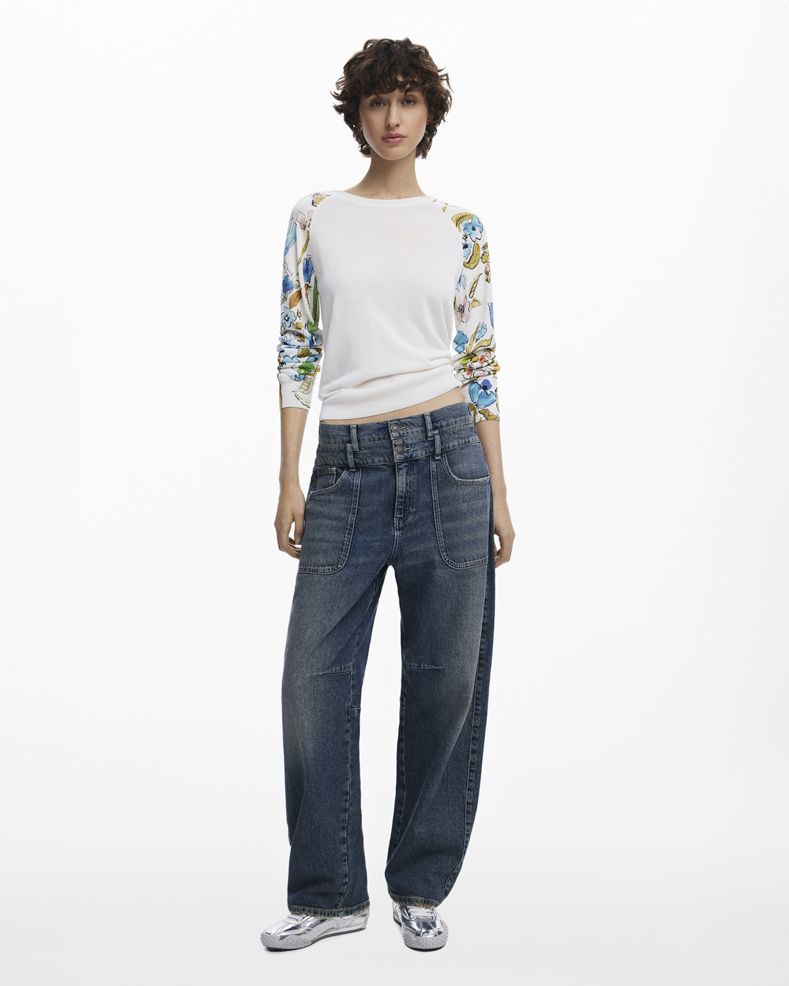 Arty sleeve sweater