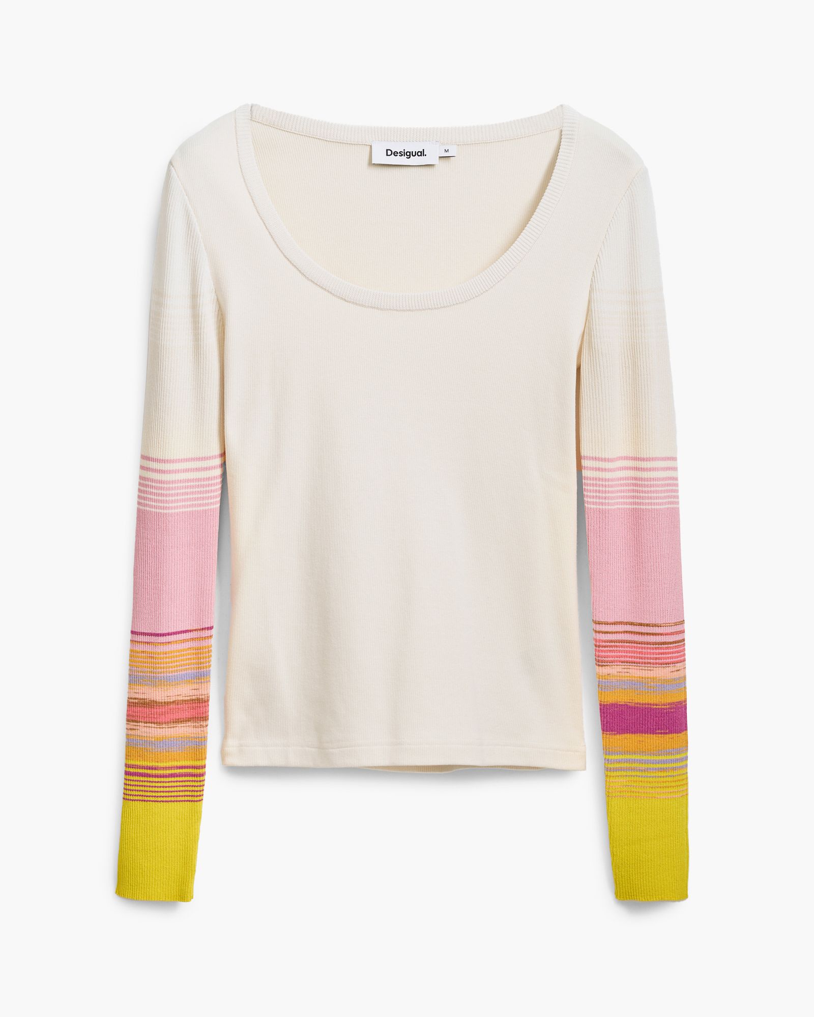 T-shirt with printed sleeves