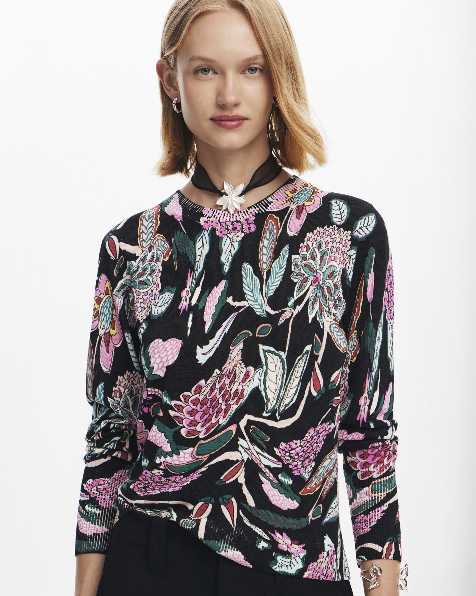 Sweater with floral details