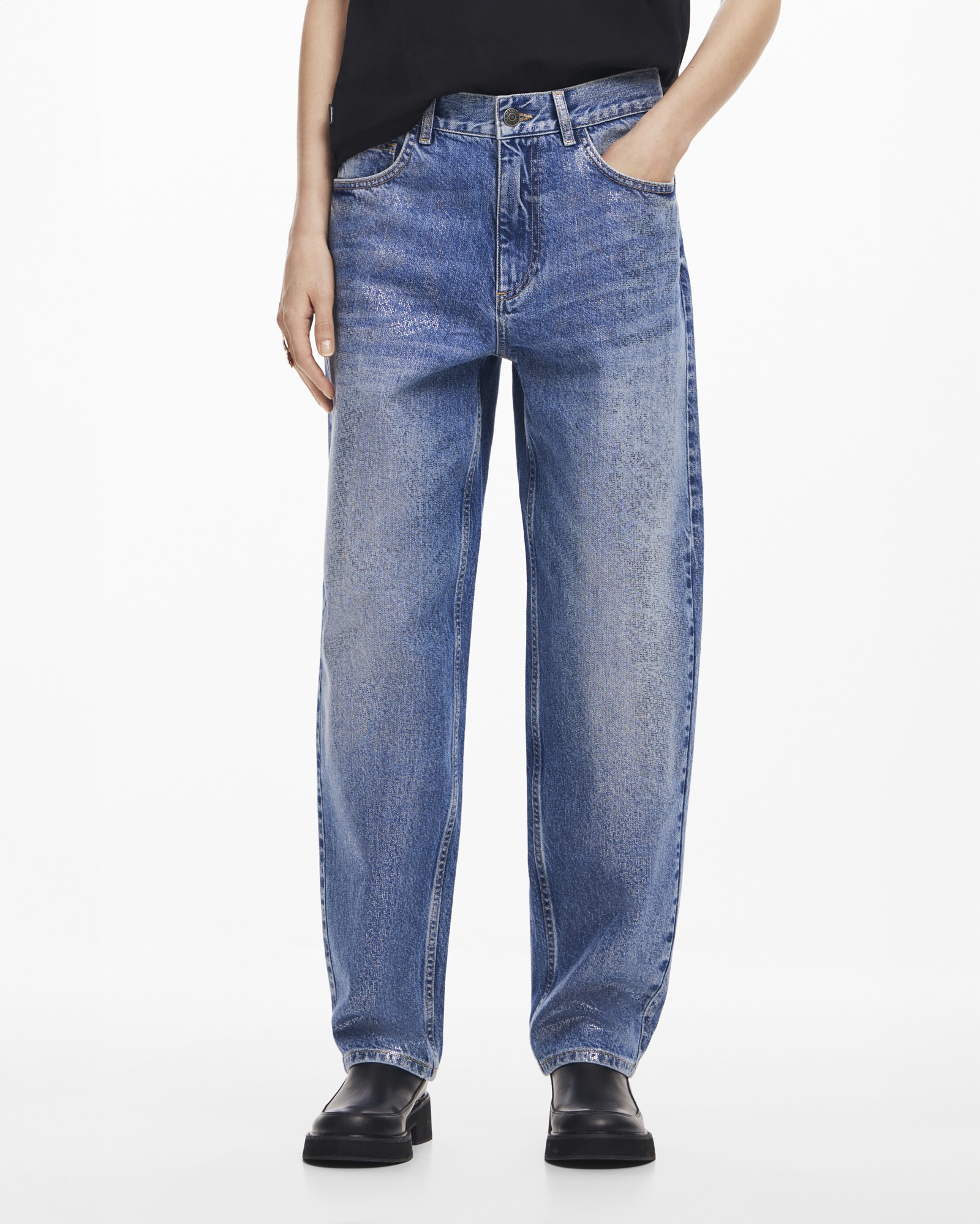 Balloon denim jeans