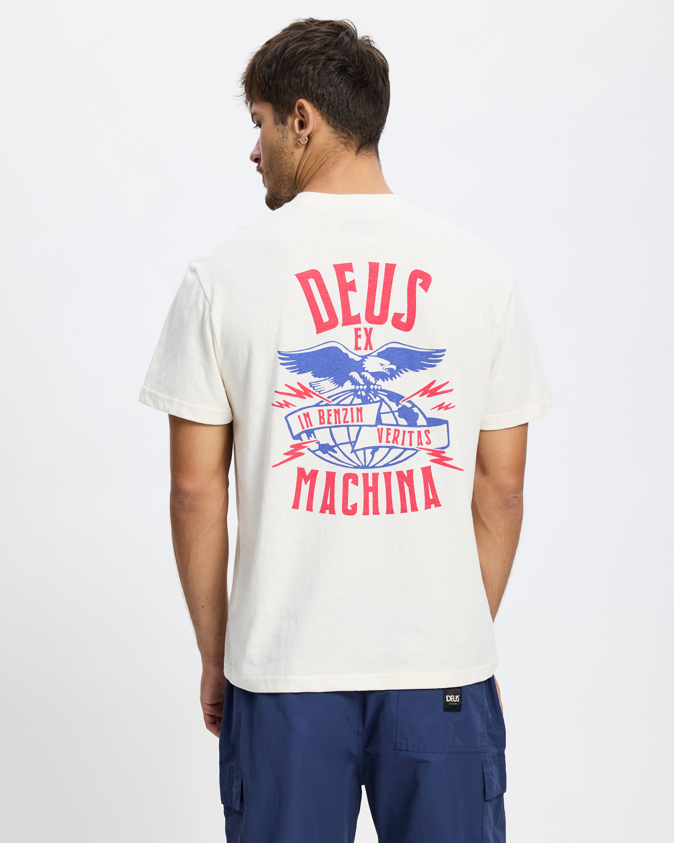 Claw-Some Whizz Tee