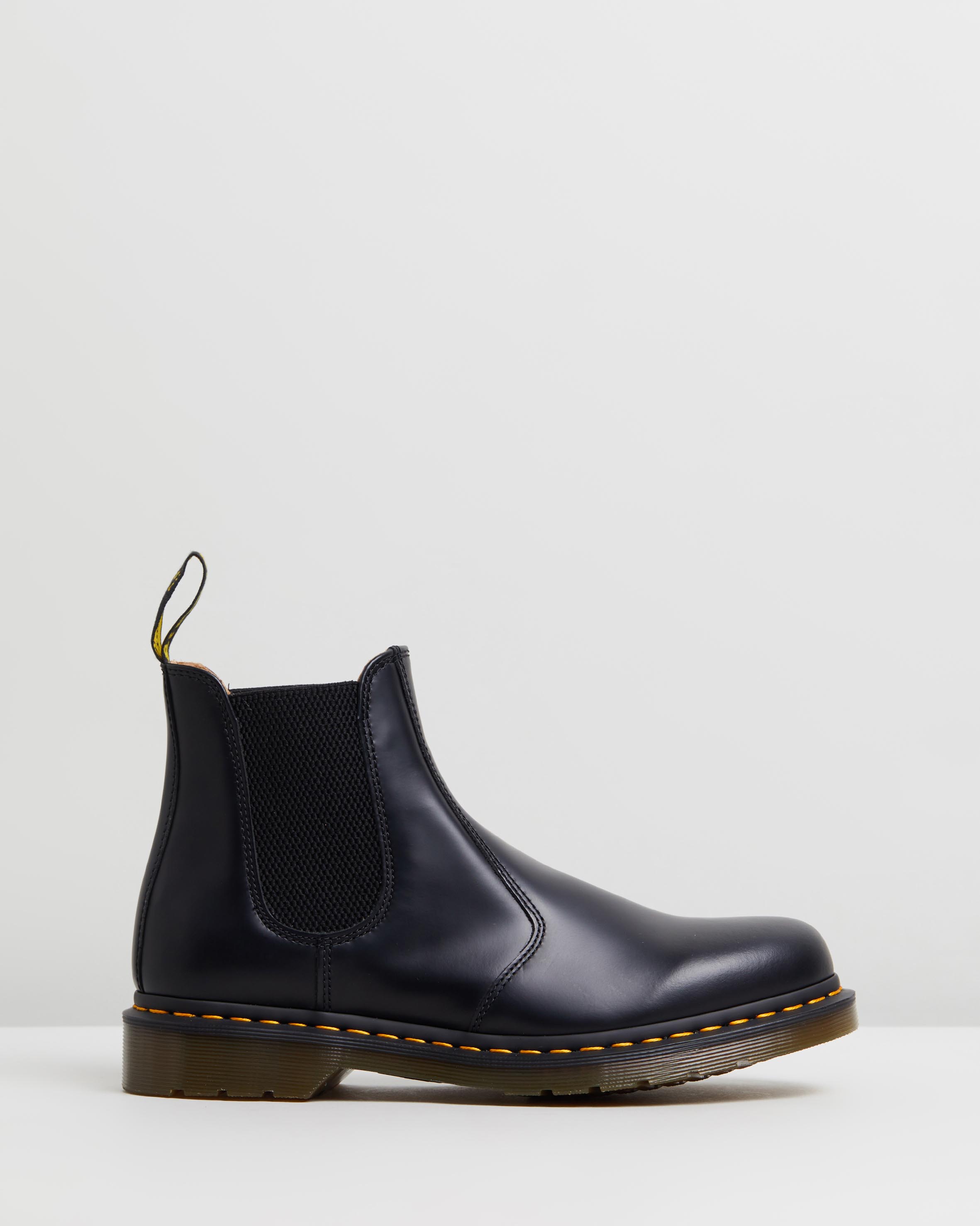 Unisex 2976 Smooth Chelsea Boots