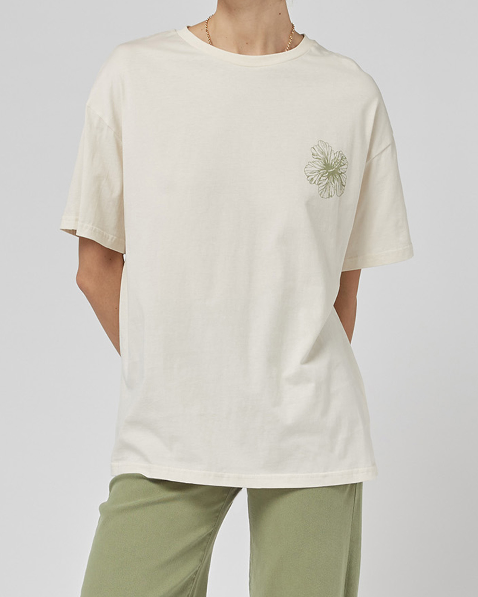 Amy Cream FL Printed Tee