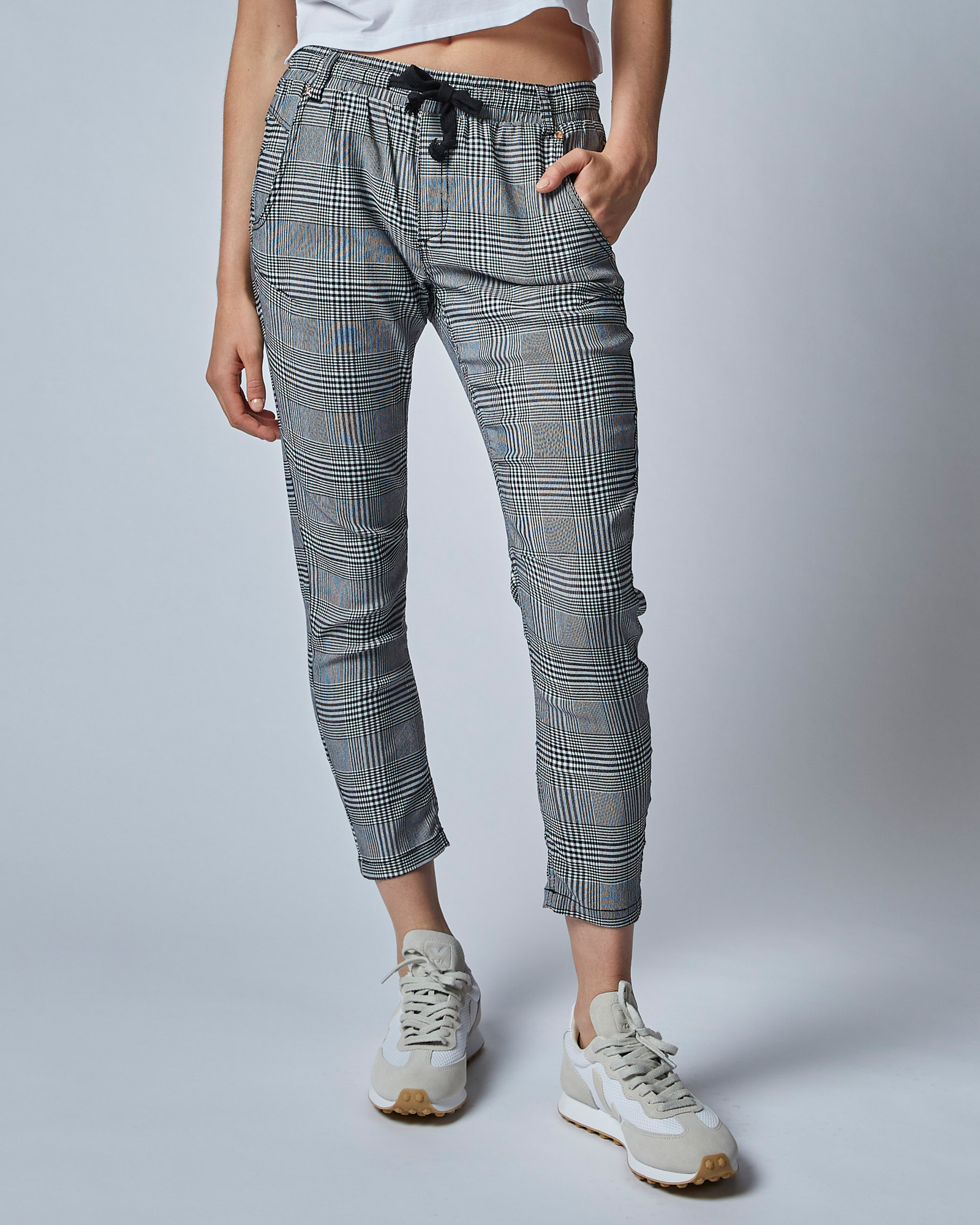 Active Mono Check Jeans
