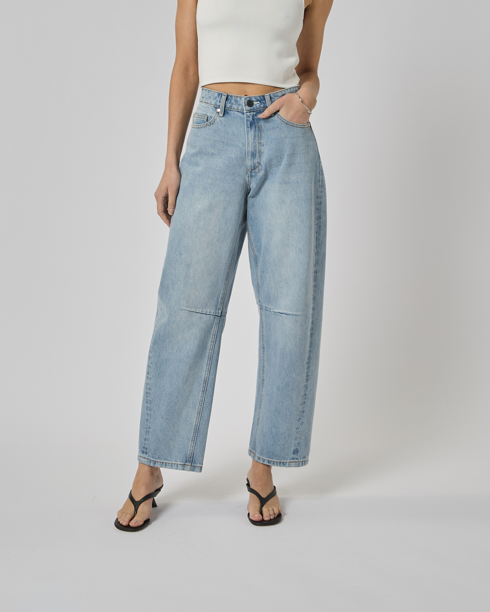 Zella Barrel Jeans