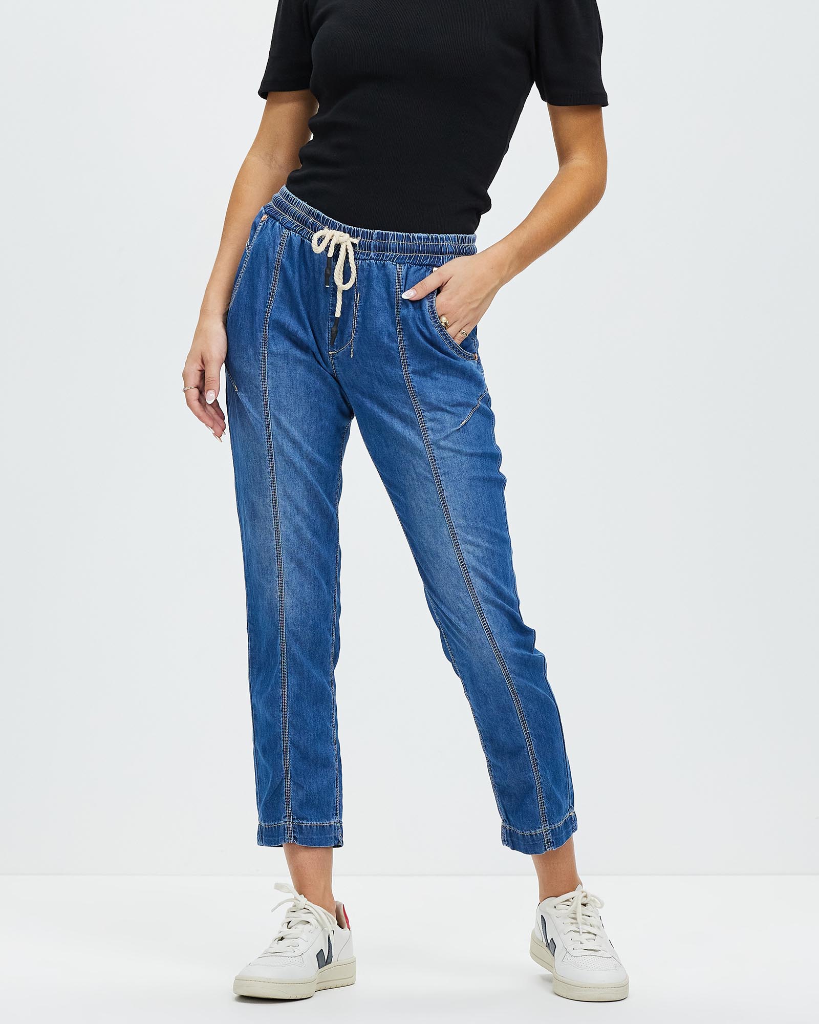 Lounger Jogger Jeans