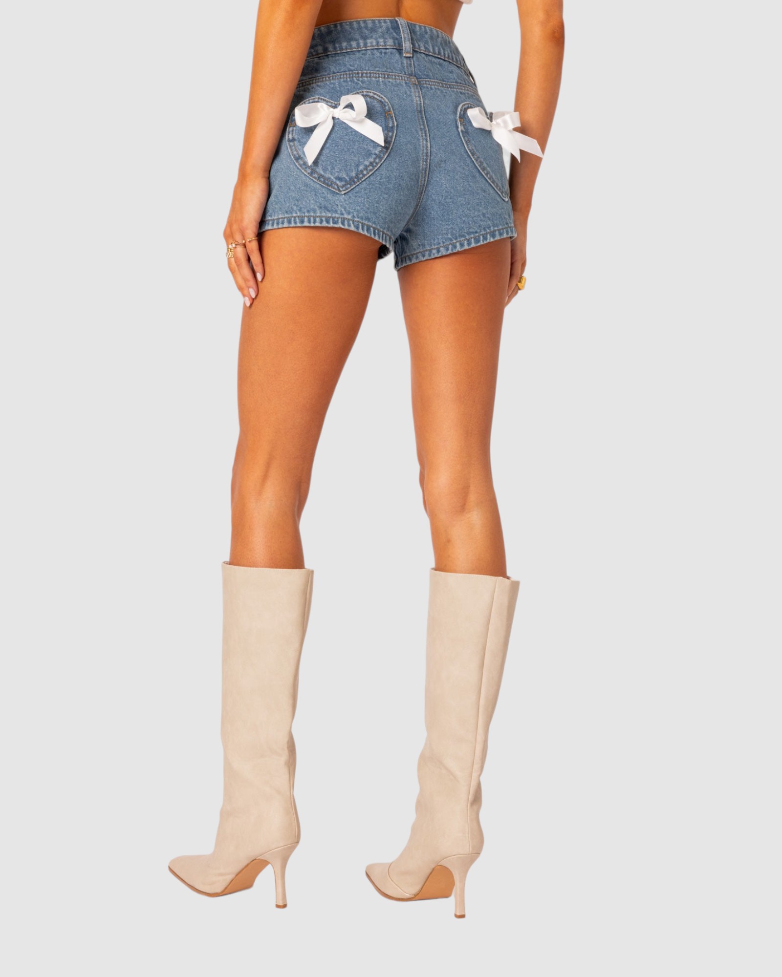 Bow pocket washed denim shorts