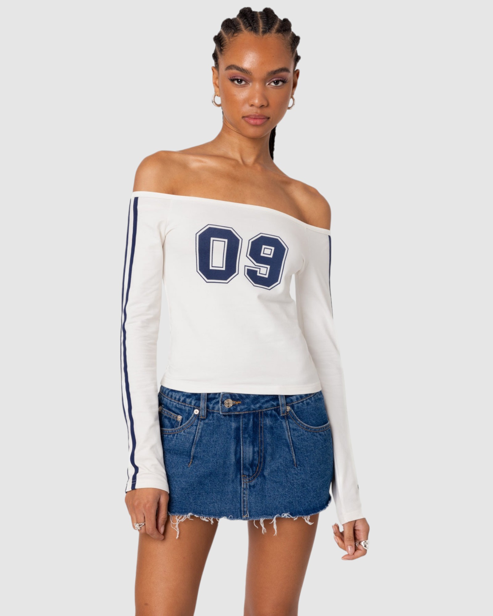 90'S Off Shoulder Long Sleeve T Shirt