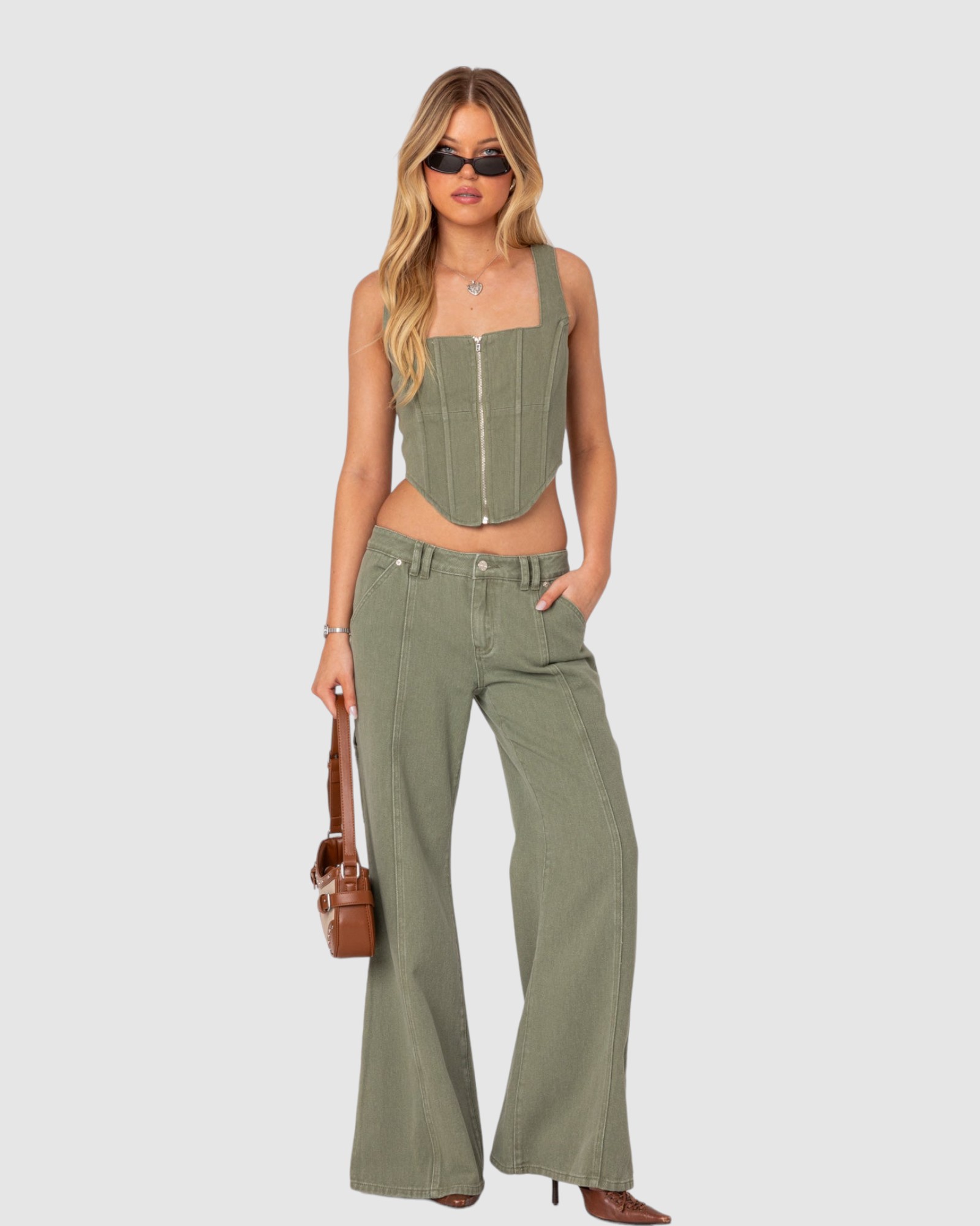 Lottie Low Rise Washed Carpenter Jeans