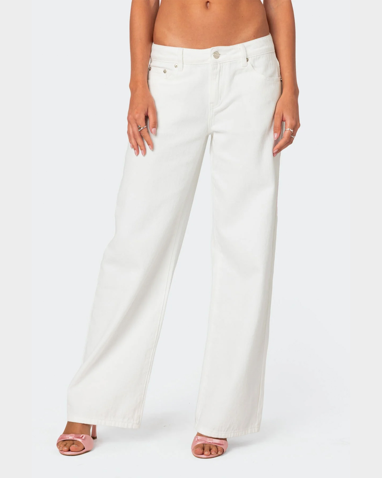 Bow Pocket Relaxed Jeans