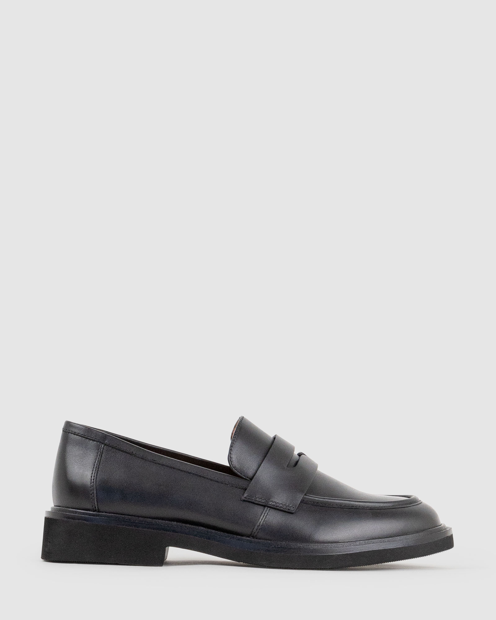 GALIA Loafer with Keeper