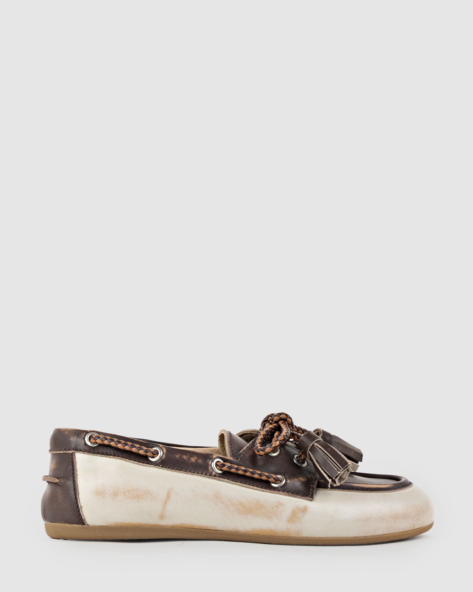 GENOA Moccasin