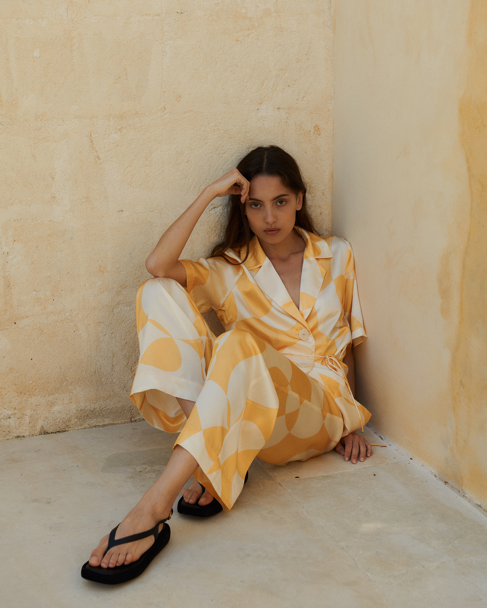 Milos Elastic Back Pants