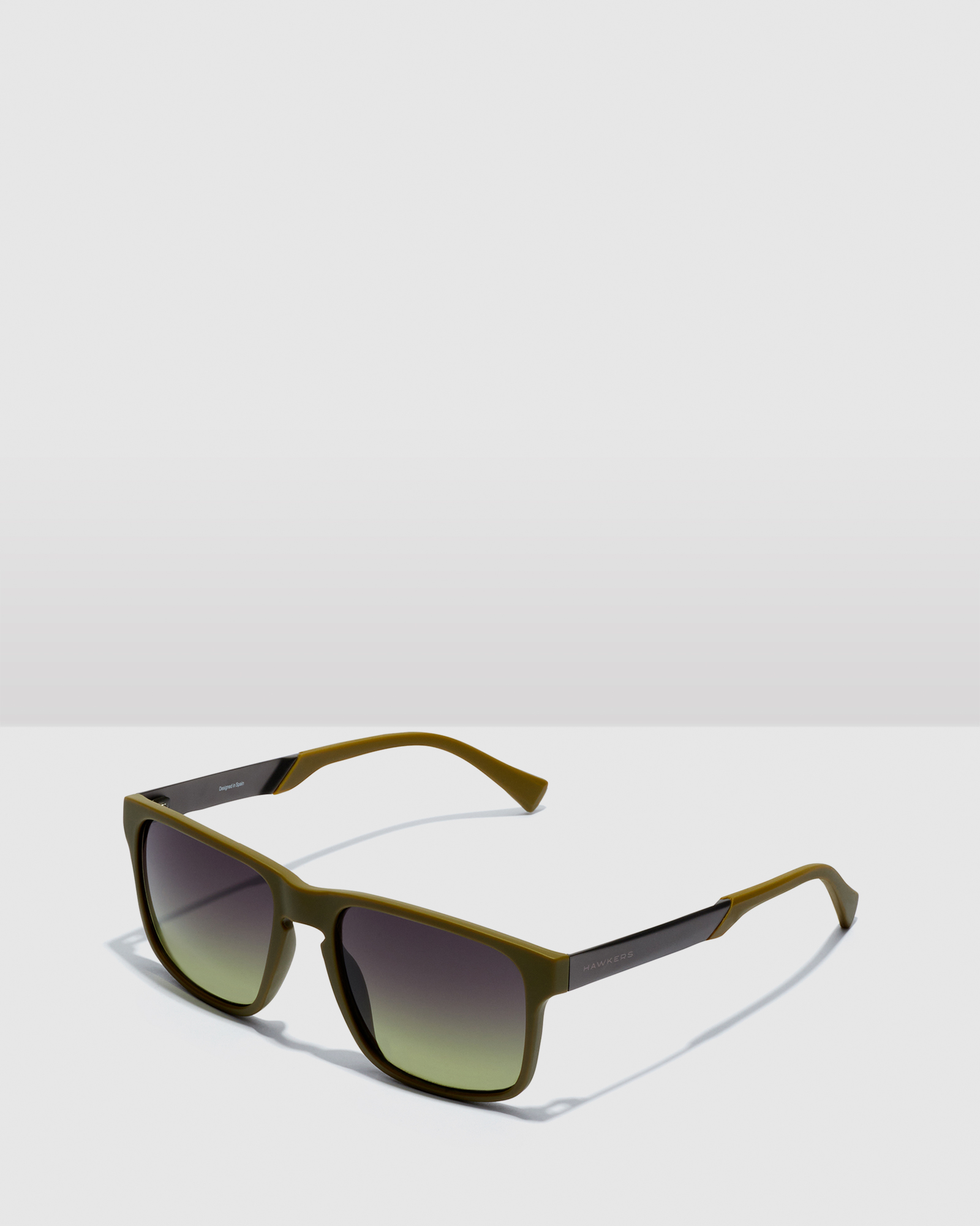 HAWKERS - Moss PEAK METAL Sunglasses for Men and Women UV400