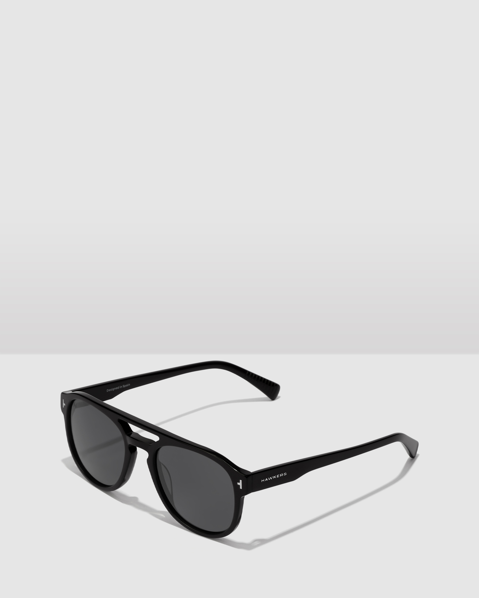 HAWKERS - Polarized Black Dark DIVER Sunglasses for Men and Women UV400