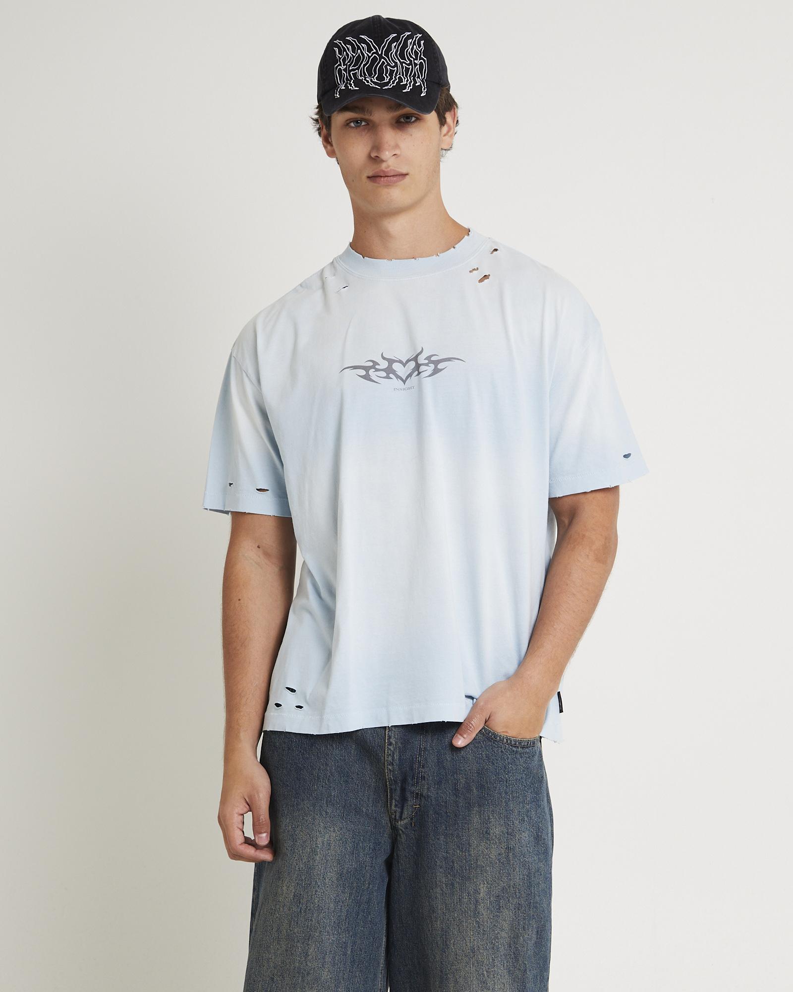 Lovelss Cropped T-Shirt