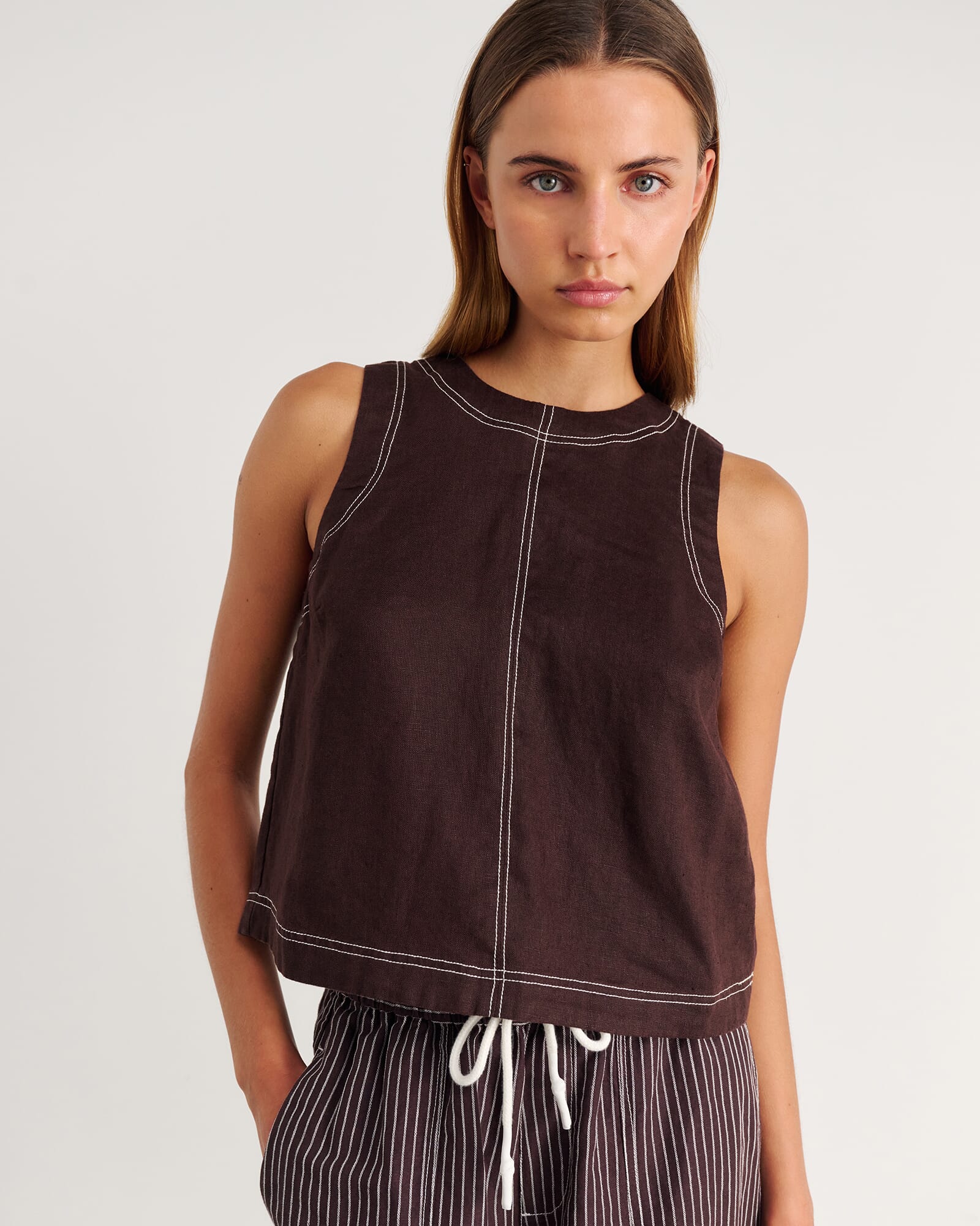 Ann Linen Open Back Top