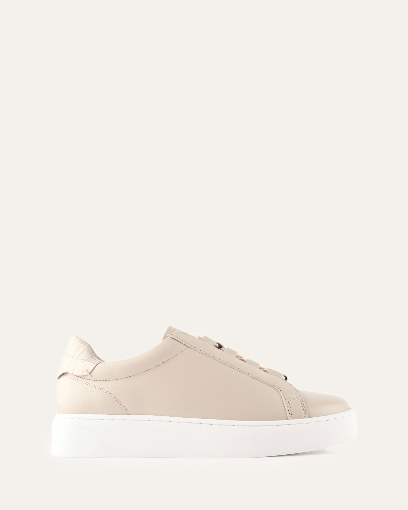 Hawke Sneakers
