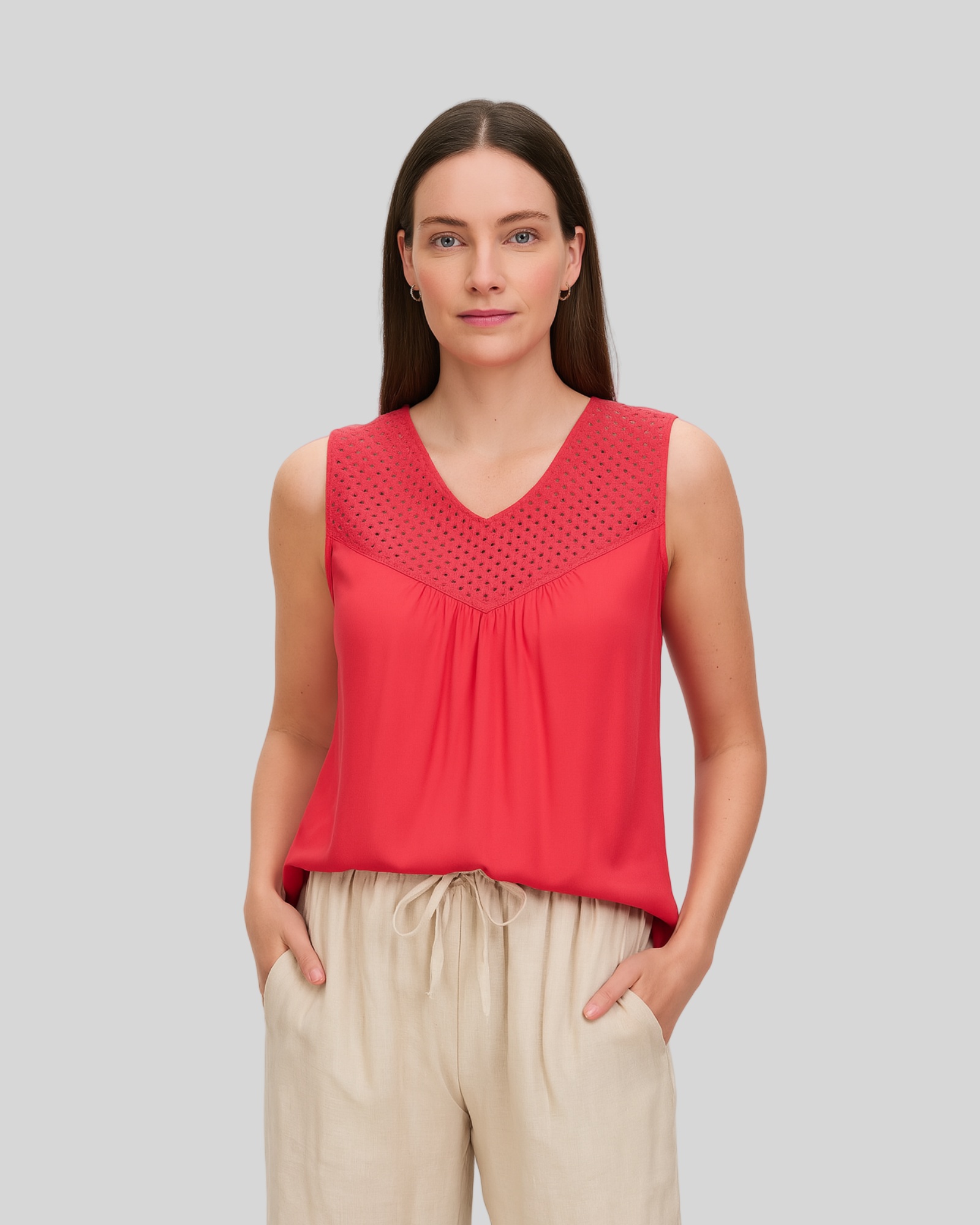 Caitlyn Top
