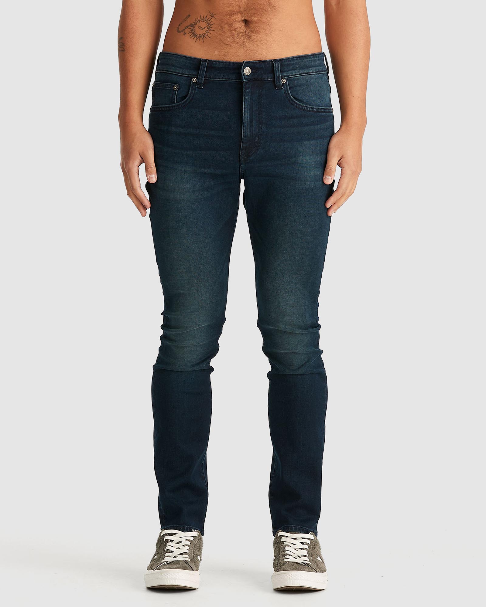 R2 Slim Jeans