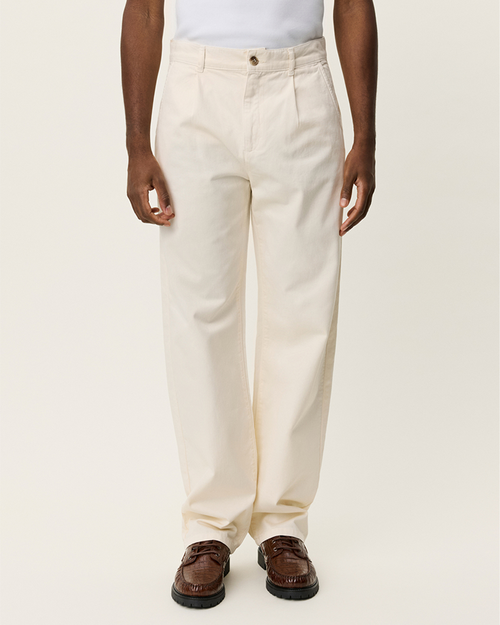 Romeo Pleated Chino Pants
