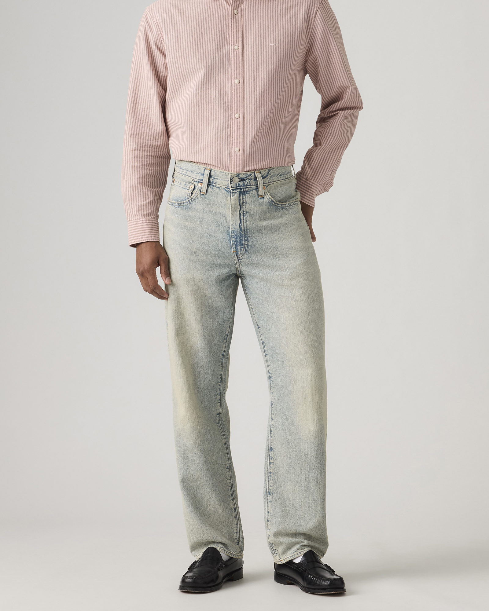 568 Loose Straight Jeans