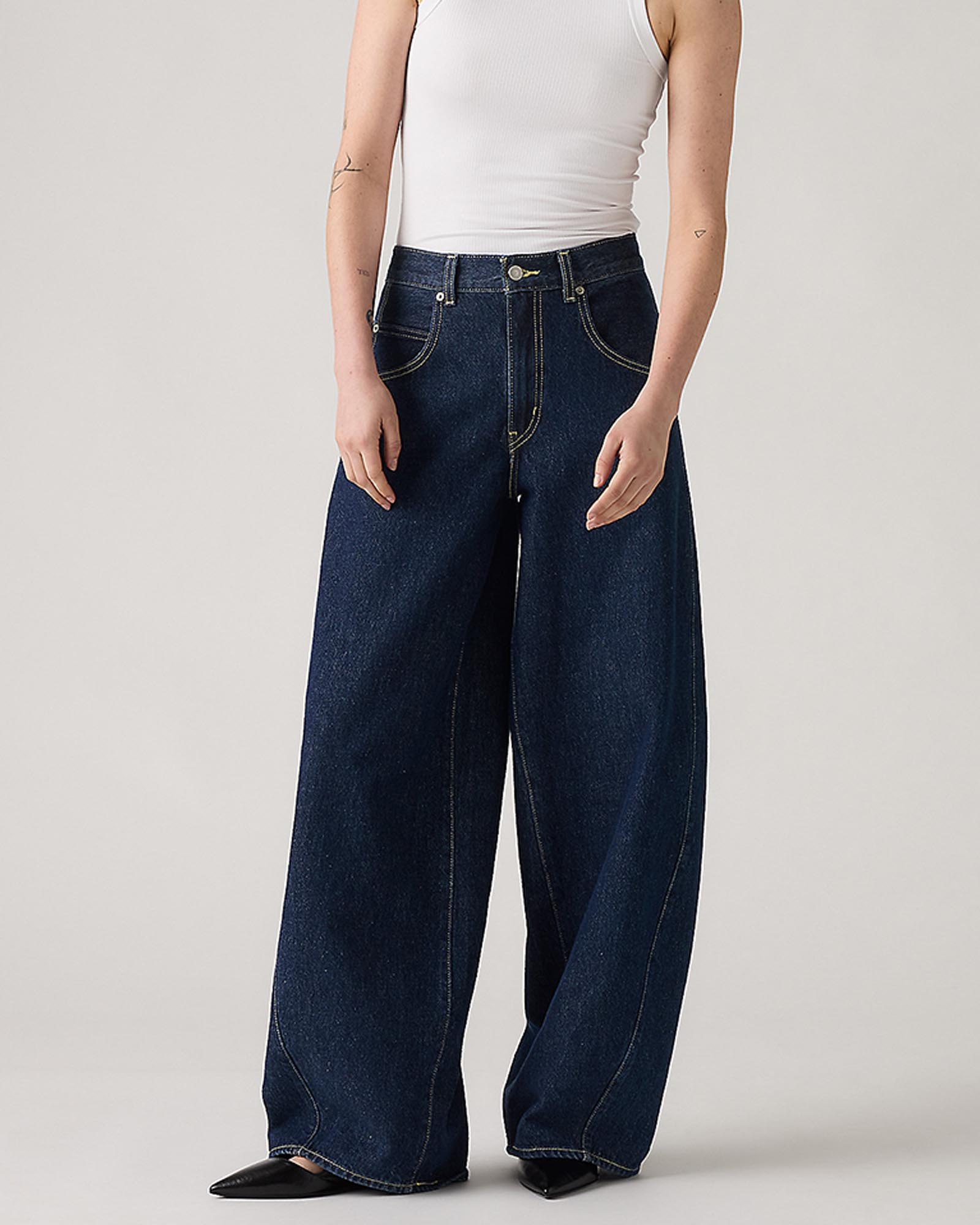 Super Baggy Barrel Jeans