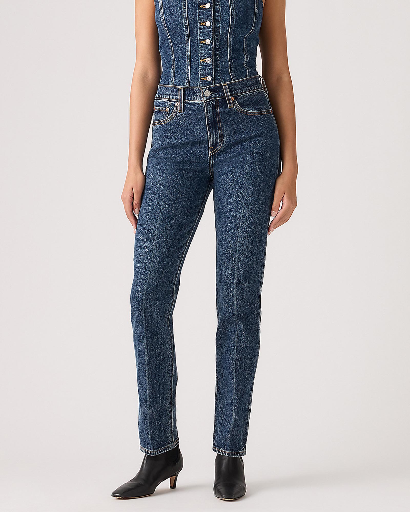 Wedgie Slim Jeans