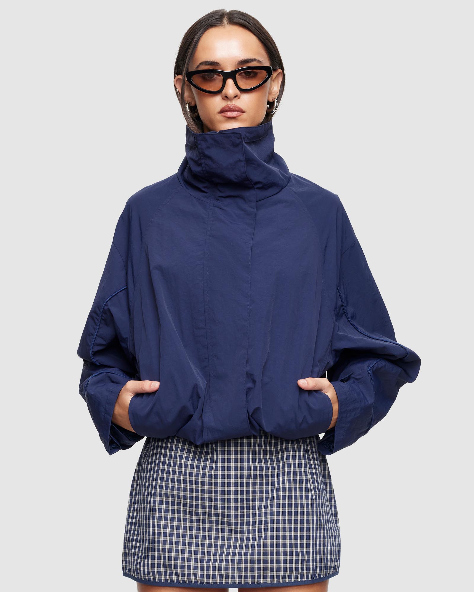 Shoreline Windbreaker