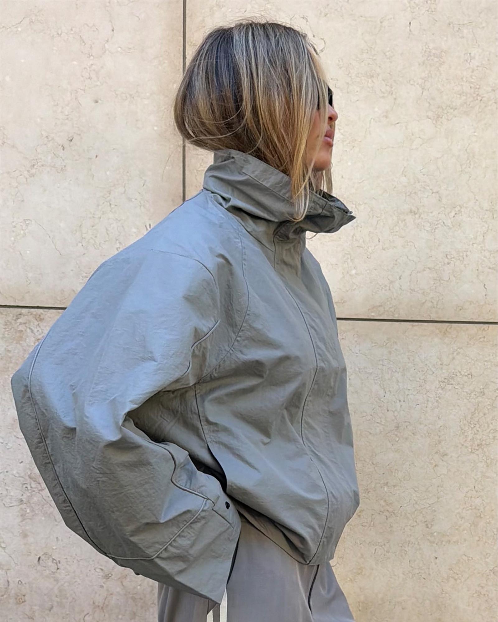 Shoreline Windbreaker