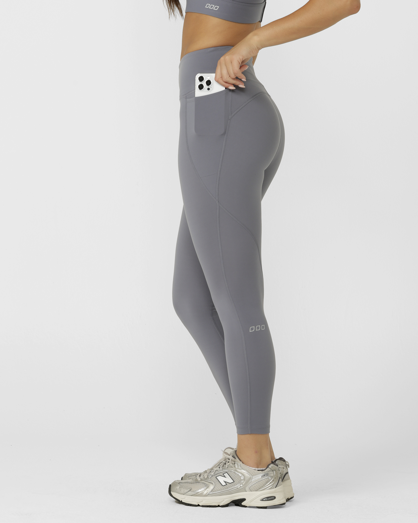 Amy No Chafe Phone Pocket Ankle Biter Leggings