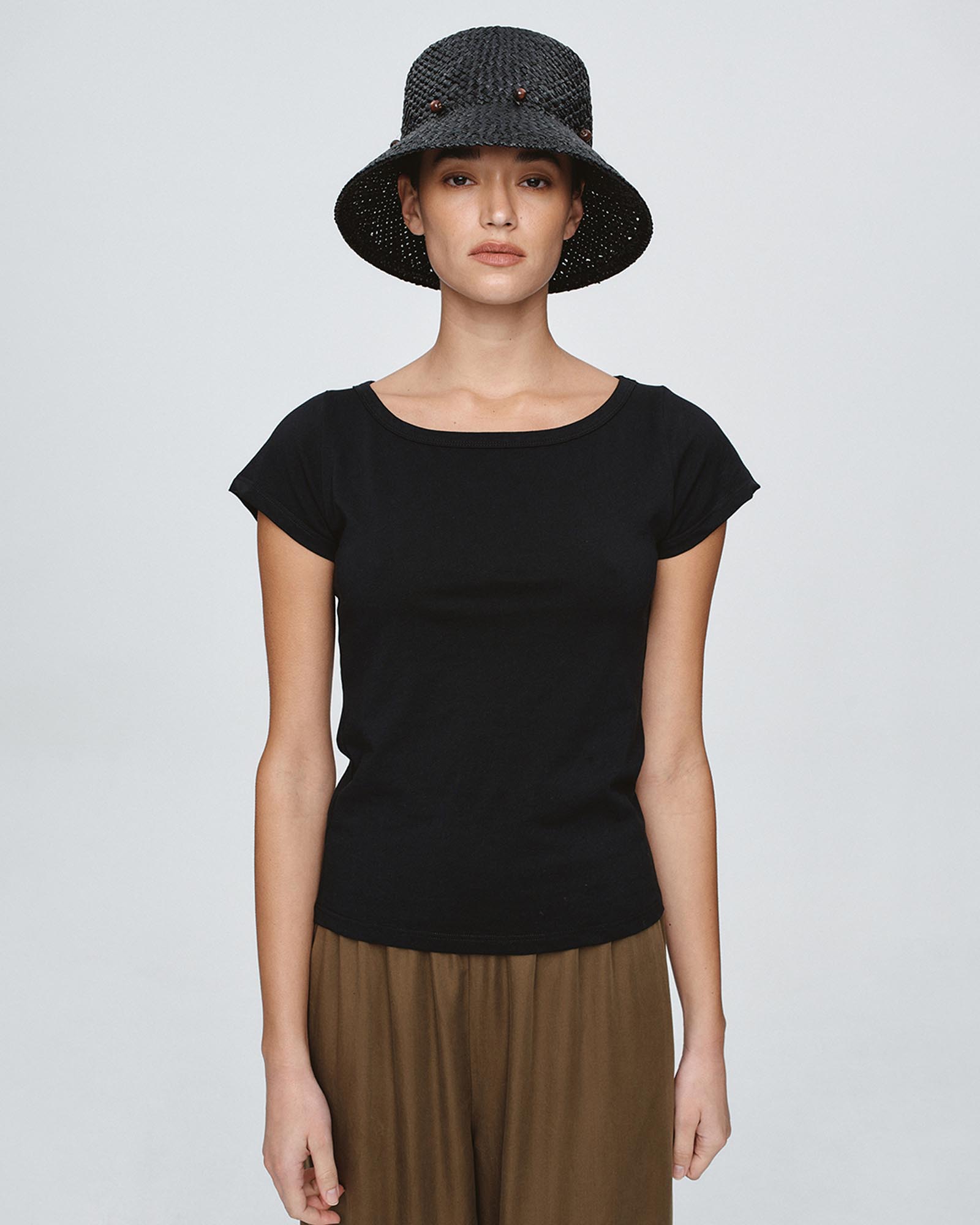 Avia Hat