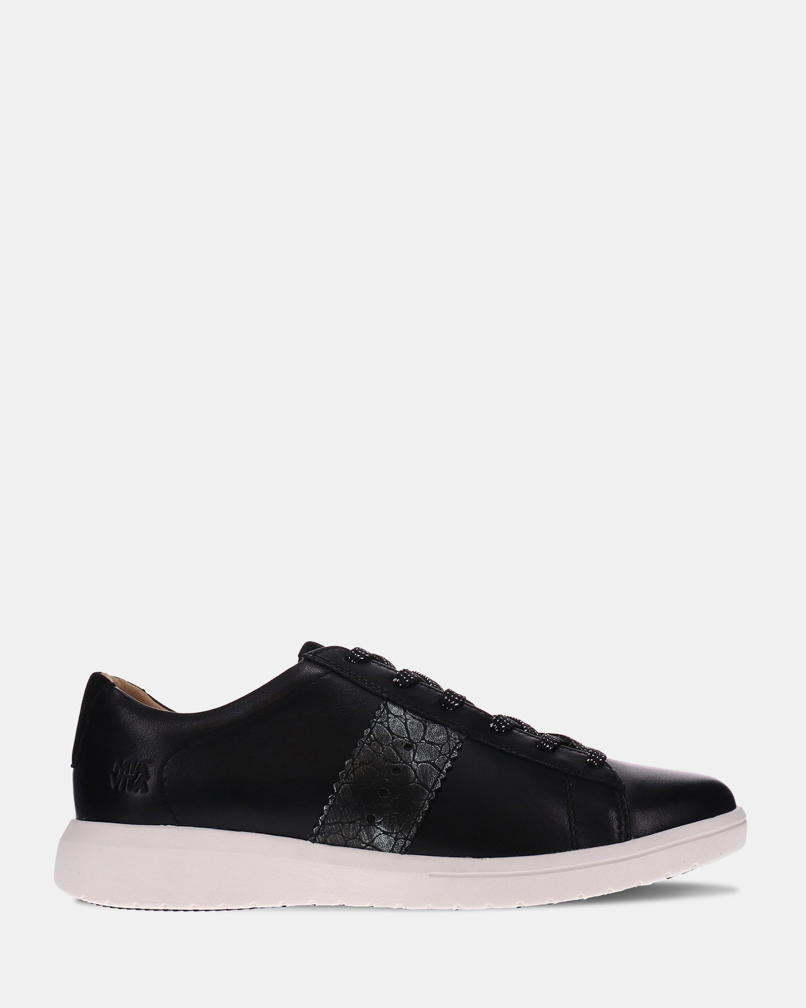 Brooklyn Lace-Up Casual Sneaker - Black